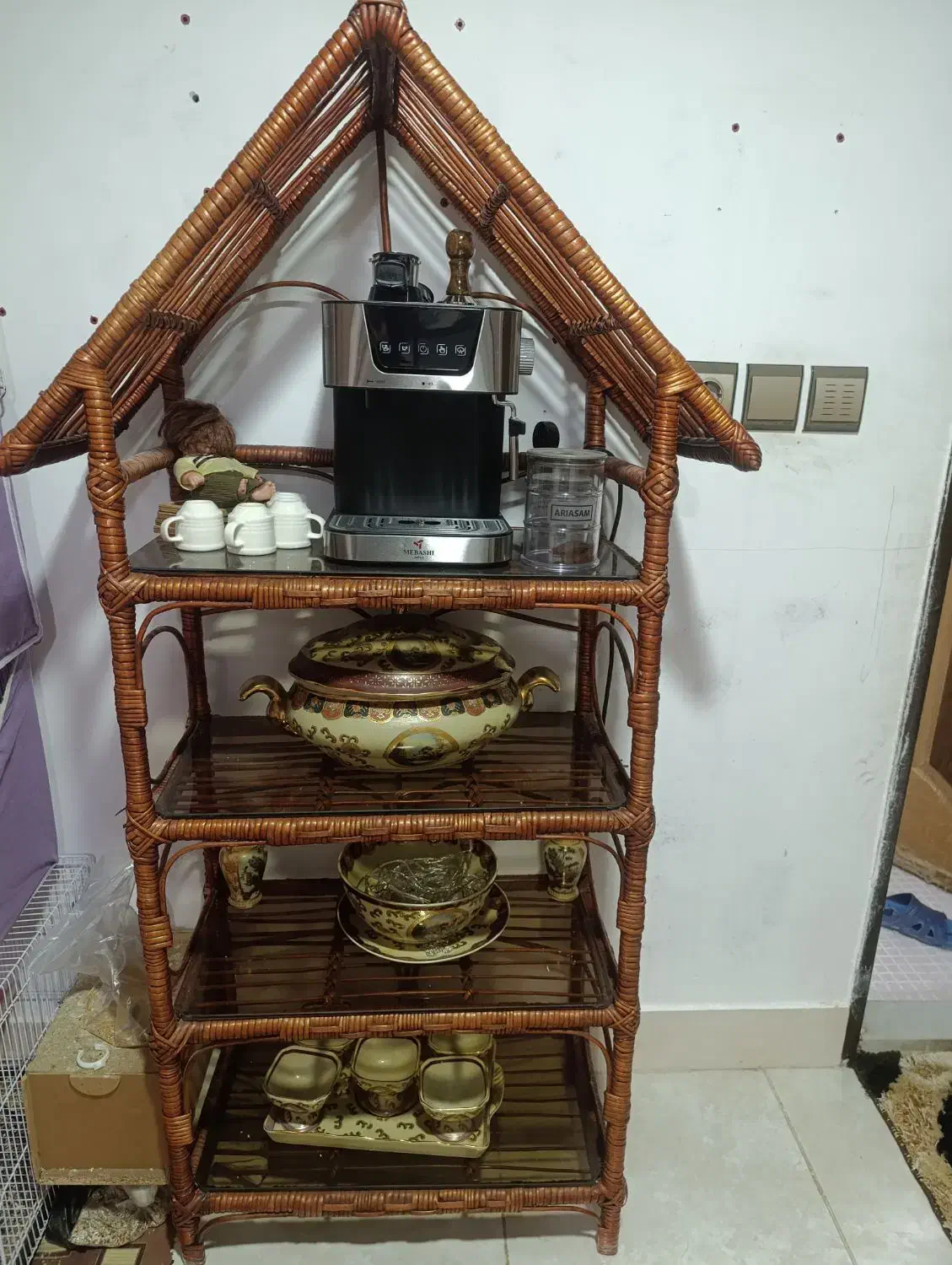 استند چوبی|صنایع دستی و سایر لوازم تزئینی|شاهین‌شهر, عطار|دیوار