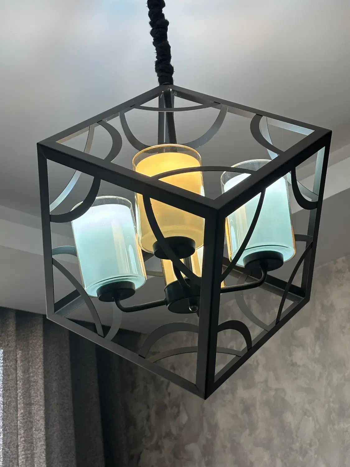 لوستر مشکی مات|لوستر و چراغ آویز|تهران, دریان‌نو|دیوار