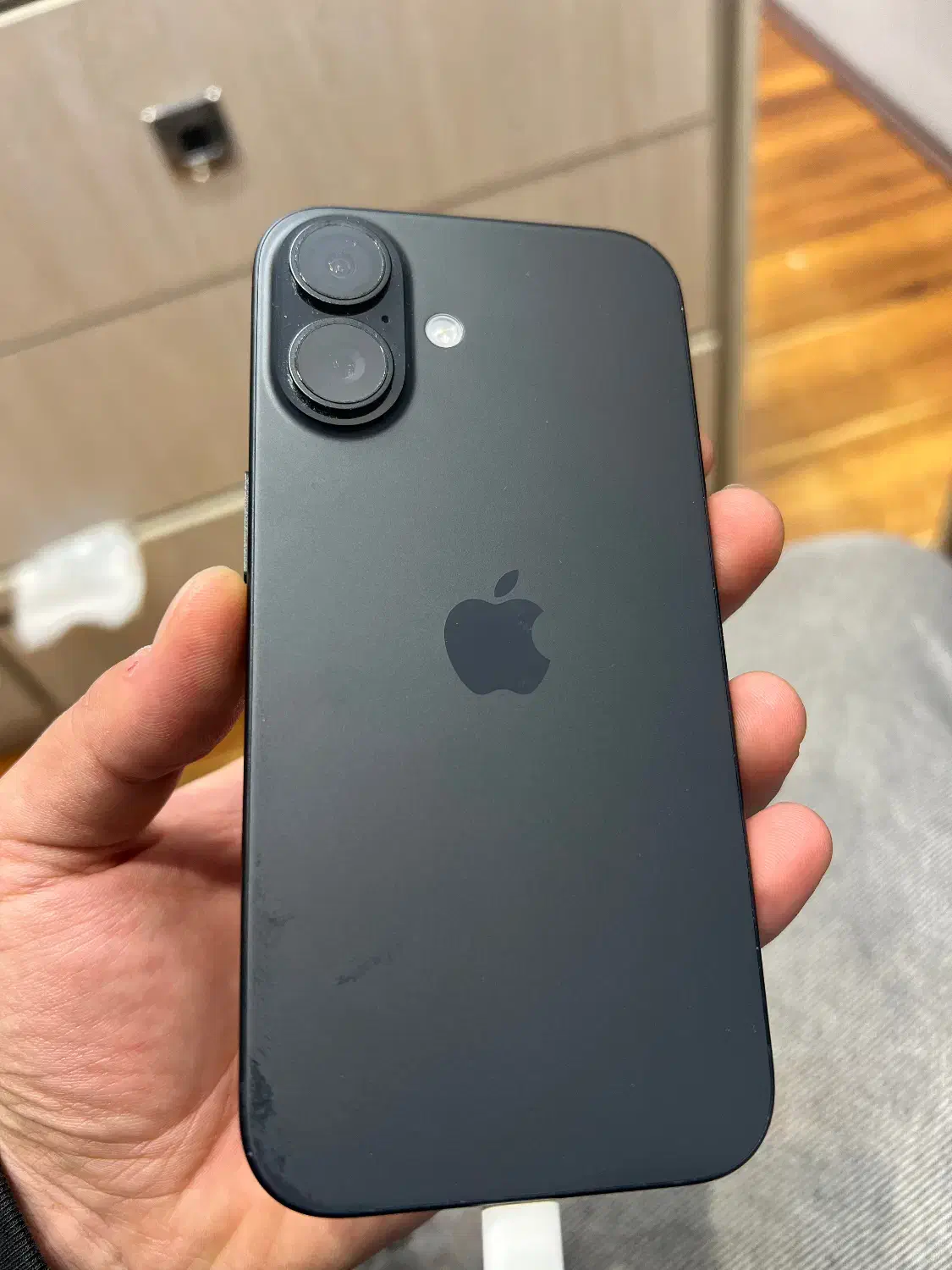 ایفون ۱۶ نرمال باطری ۱۰۰ شرکتی مشکی|موبایل|تهران, صادقیه|دیوار