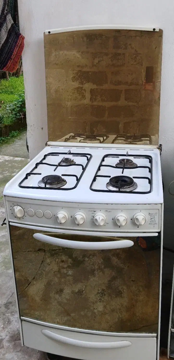 گاز ۴ شعله فر دار|اجاق گاز و لوازم برقی پخت‌وپز|صومعه‌سرا, |دیوار