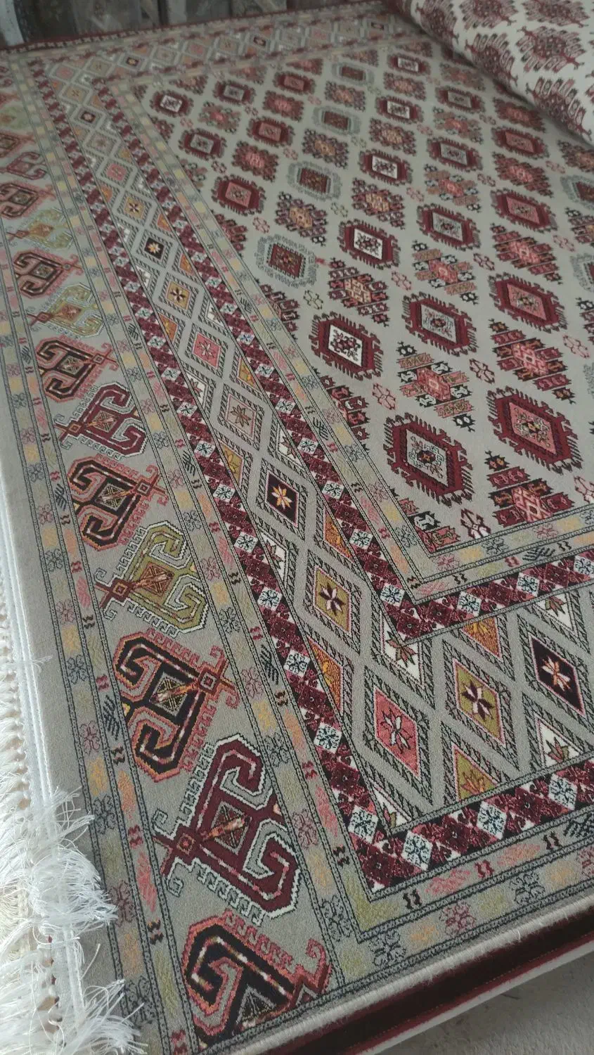 فرش ۷۰۰شانه|فرش|آق قلا, |دیوار