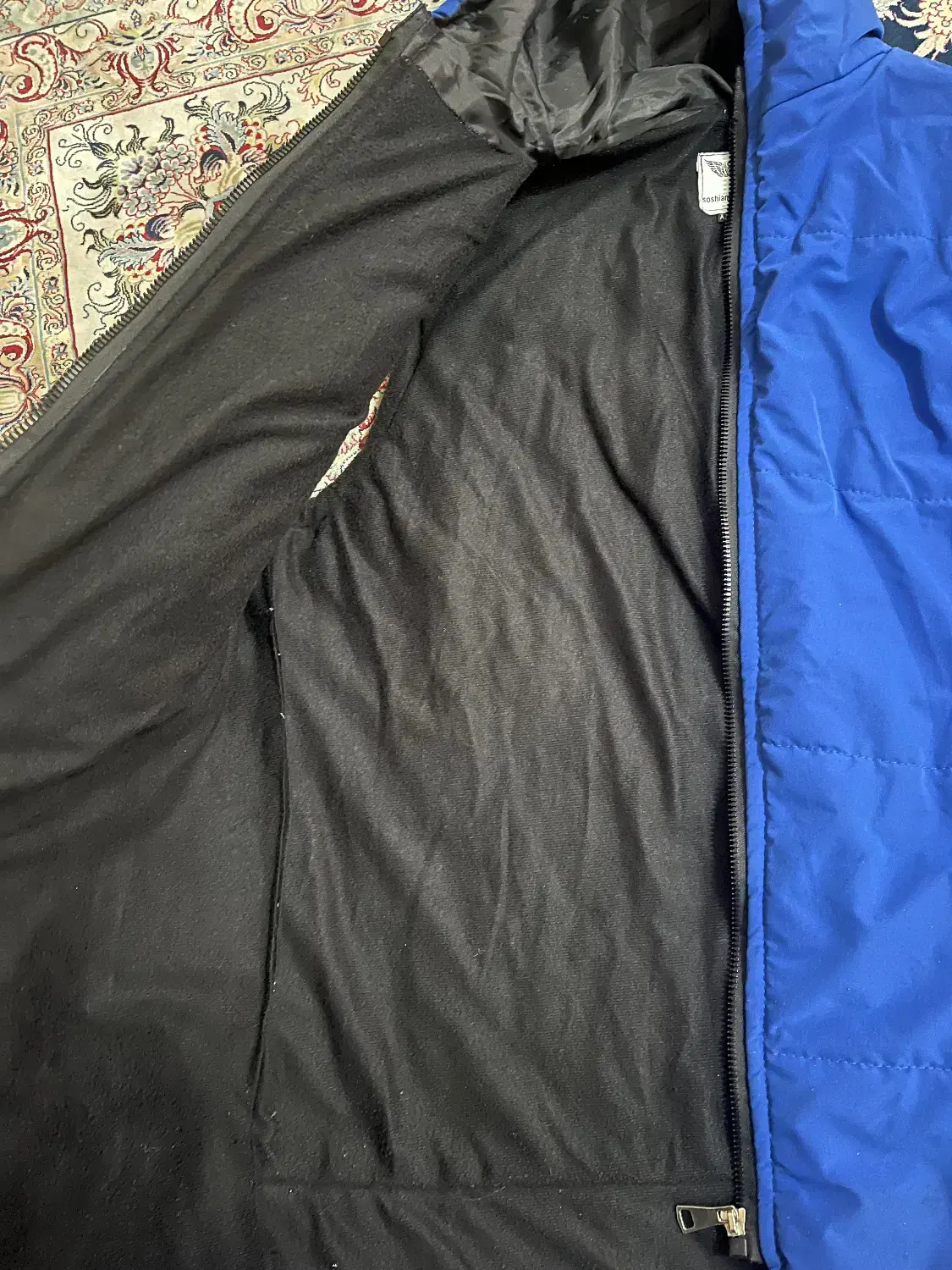 پافر|لباس|رشت, پیرسرا|دیوار