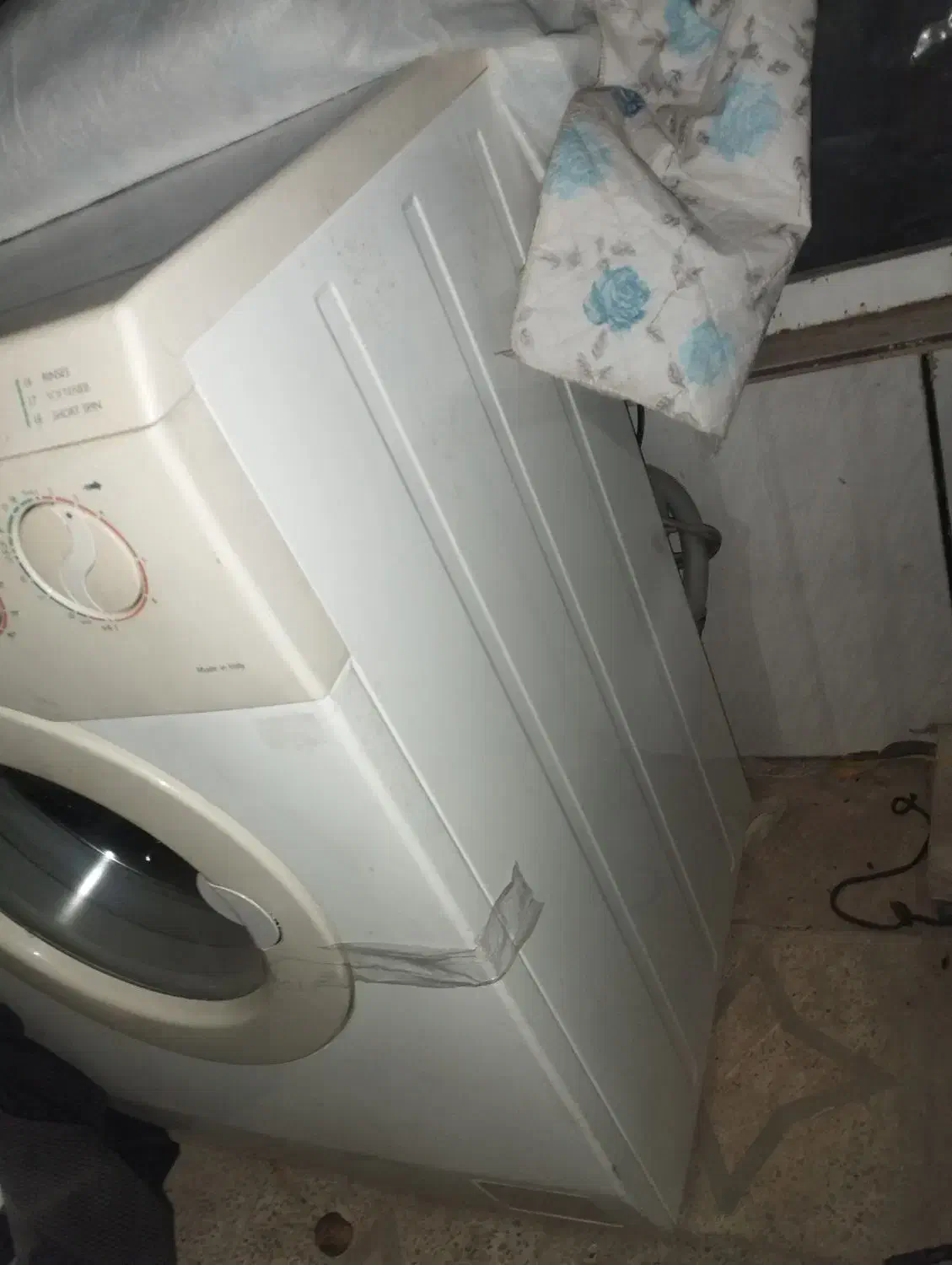 تعدادی وسایل خانه|ماشین لباسشویی و خشککن لباس|خمینیشهر, |دیوار