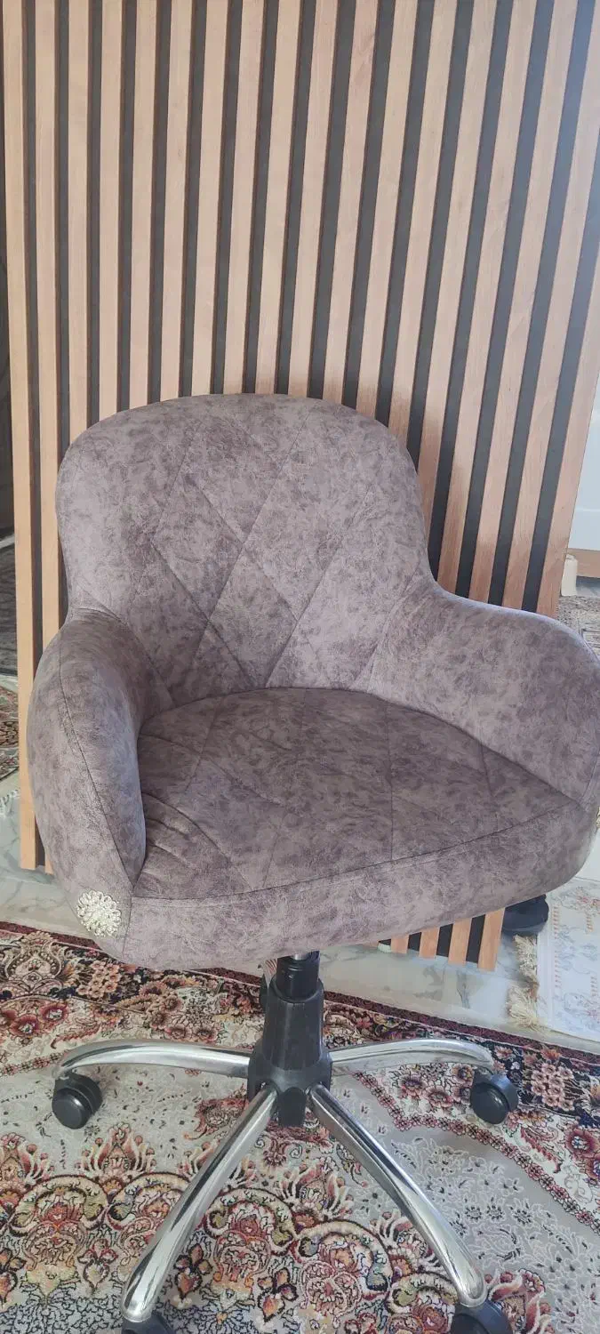 صندلی گردون|صندلی و نیمکت|مرند, |دیوار