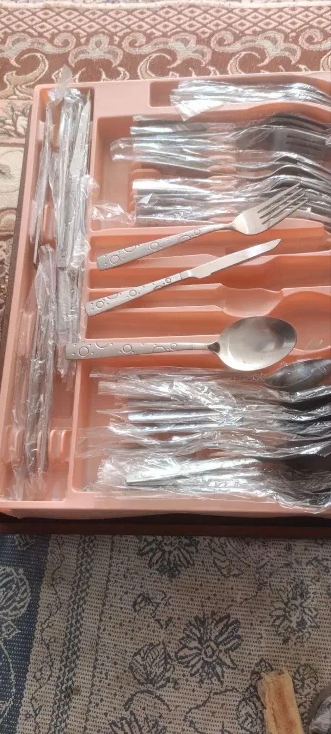 سرویس قاشق و چنگال 12نفره|ظروف سرو و پذیرایی|شیروان (خراسان), |دیوار