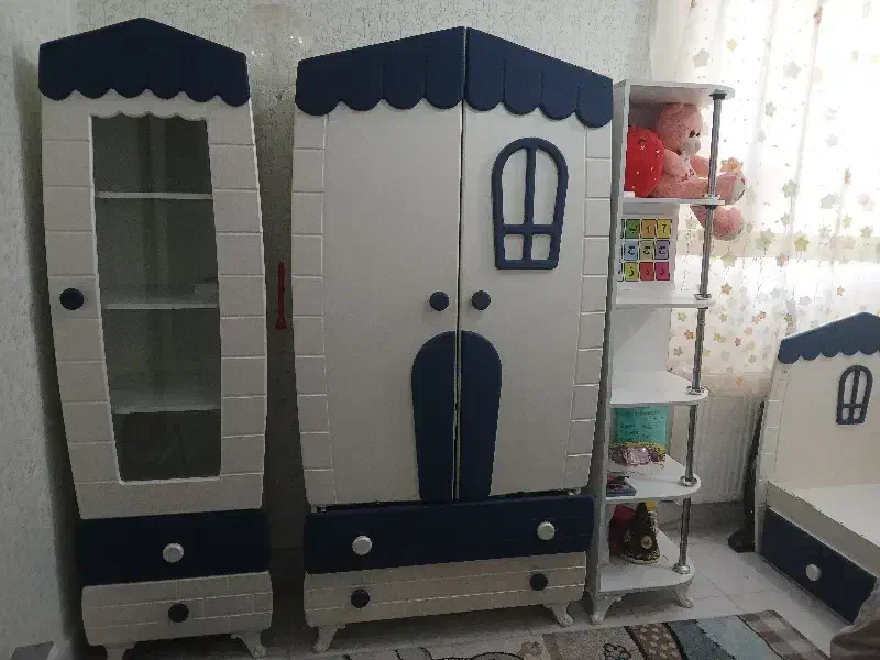 کمد و تخت کودک|تخت و سرویس خواب|قم, پردیسان|دیوار