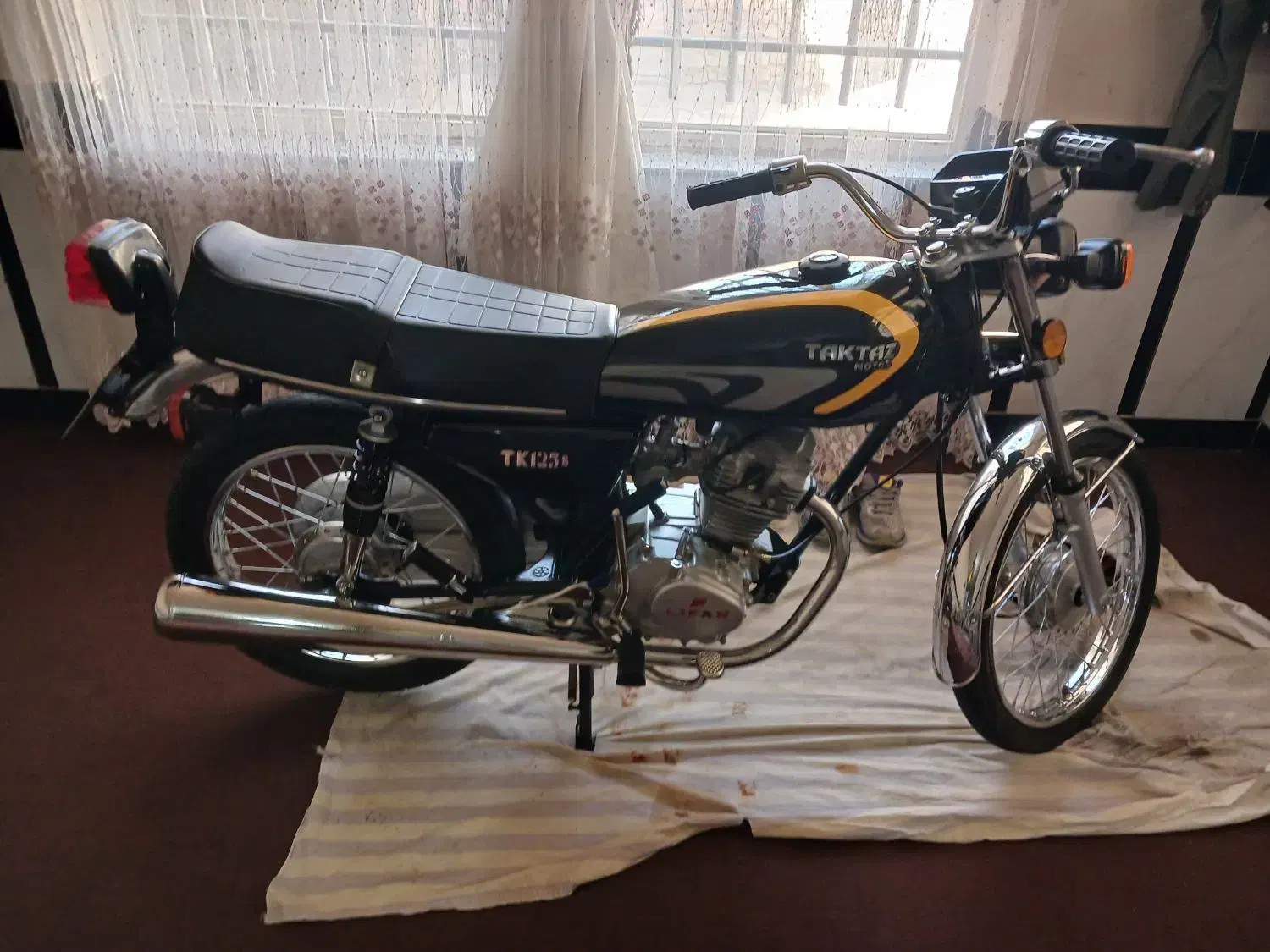 موتور سیکلت هندا|موتورسیکلت|تربت جام, شاهد|دیوار