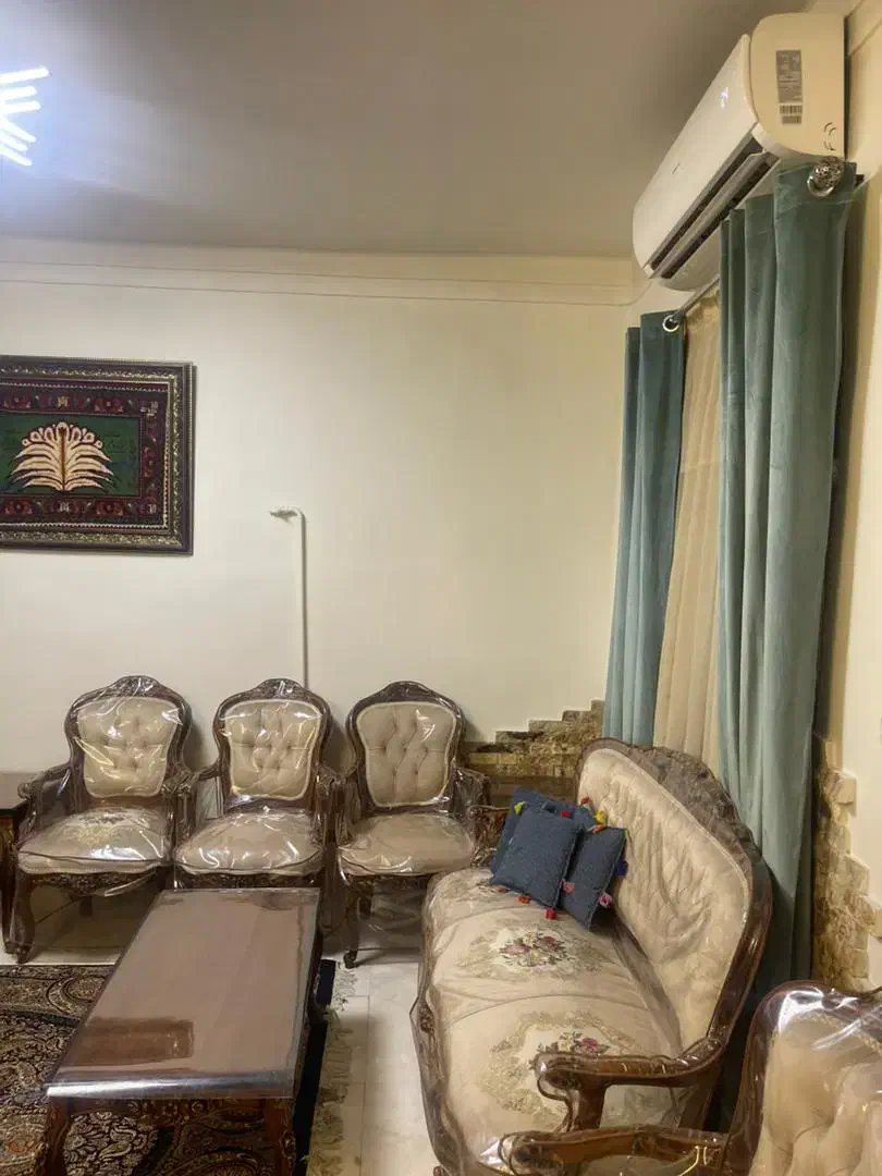 دربستی ۶۵مترزمین دوواحد۴۰متری مجزا و سوییت ۲۰متری