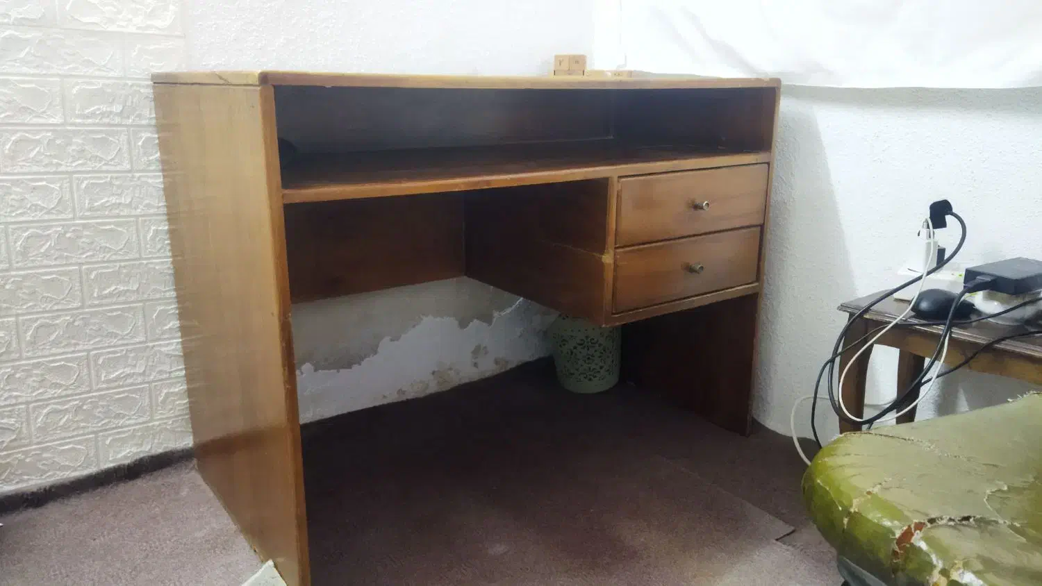 میز تحریر|میز تحریر و کامپیوتر|گنبد کاووس, |دیوار