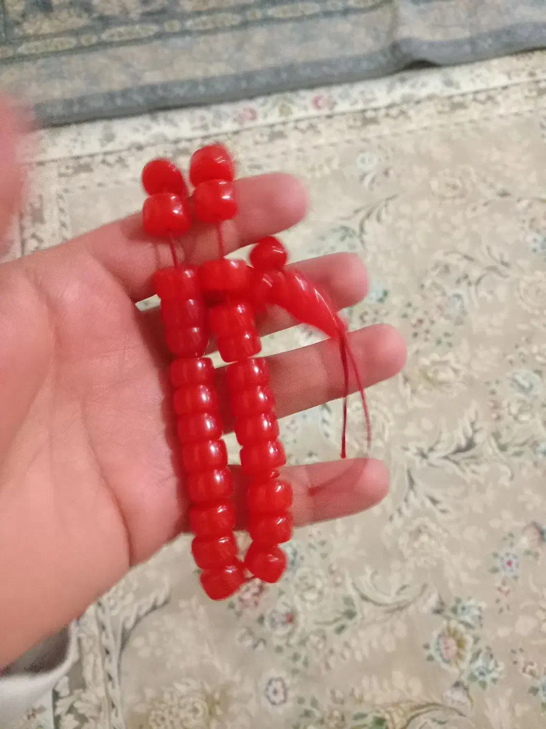 تسبح قرمز مرجان|کلکسیون اشیاء عتیقه|نقده, |دیوار