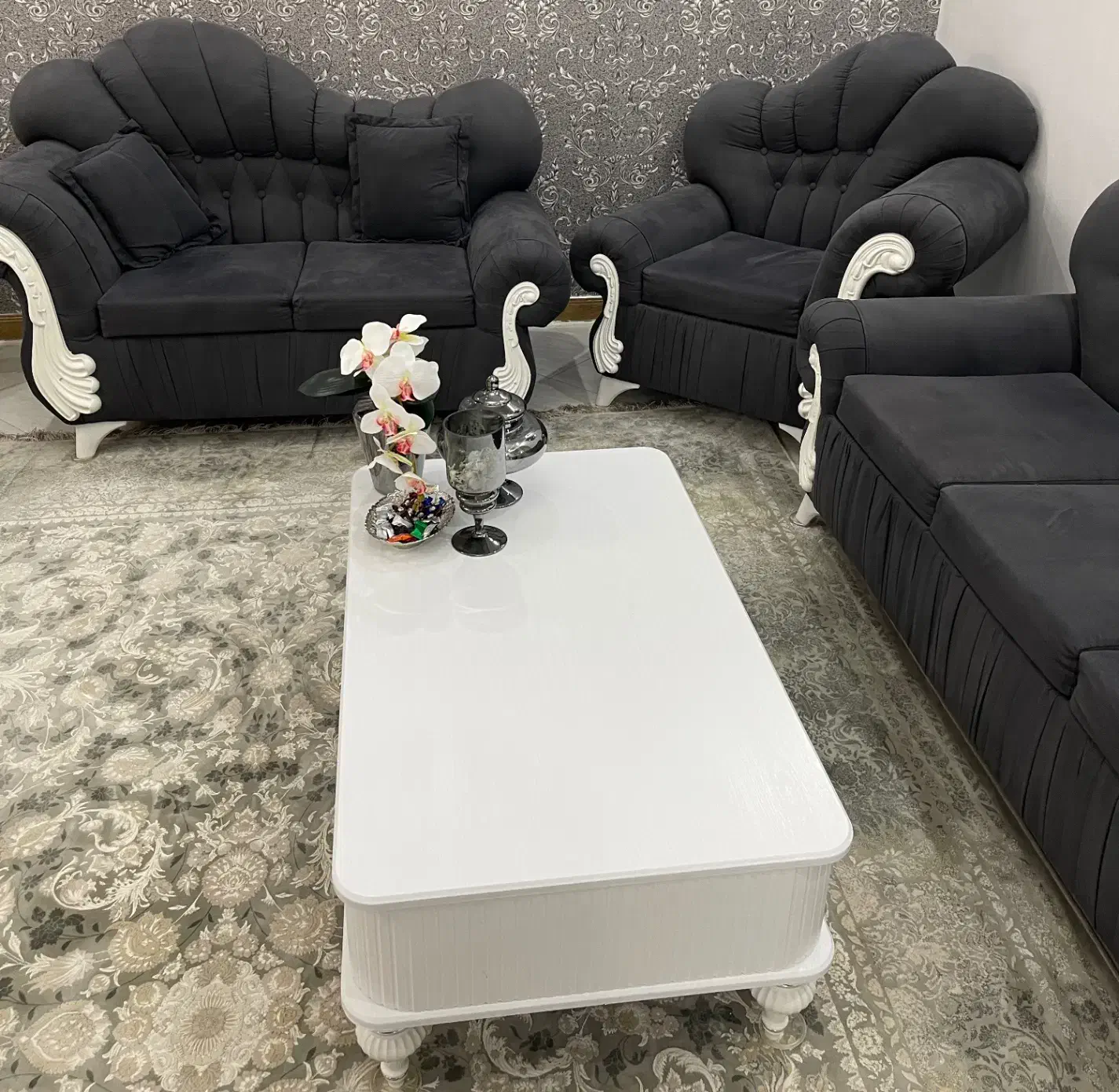 مبل هفت نفره با میز وسط|مبلمان خانگی و میز عسلی|هشتگرد, هیو|دیوار