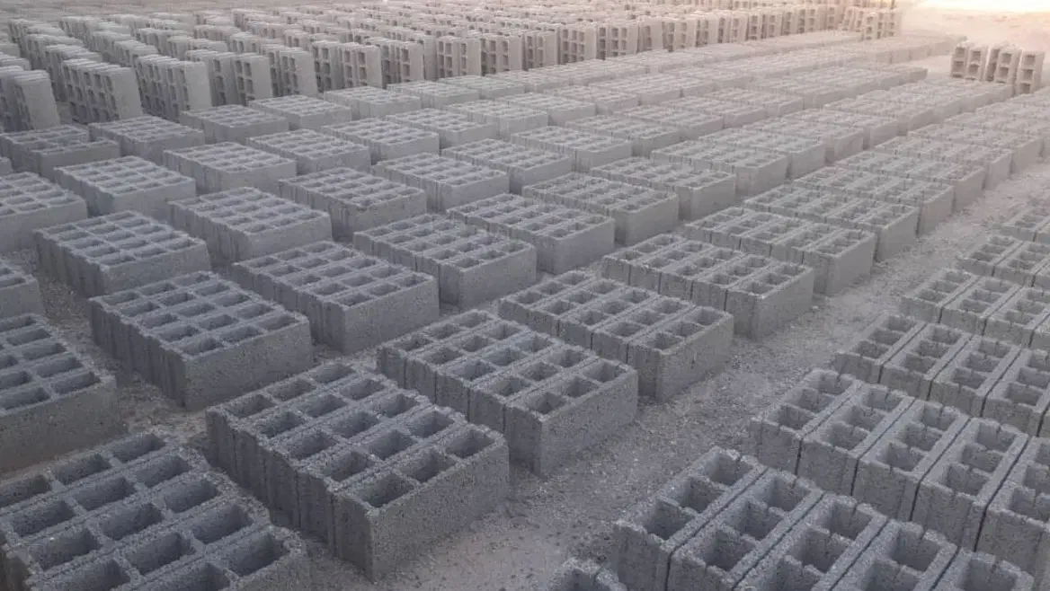 بلوک لیکا پرسی با پوکه انار سیمان تیپ ۲کرمان|عمدهفروشی|کرمان, |دیوار