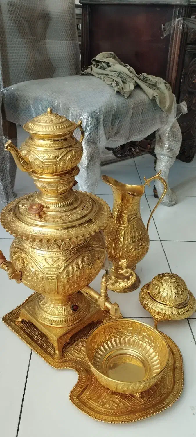 سرویس سماور با روکش آب طلا|کلکسیون اشیاء عتیقه|تهران, سید خندان (جلفا)|دیوار