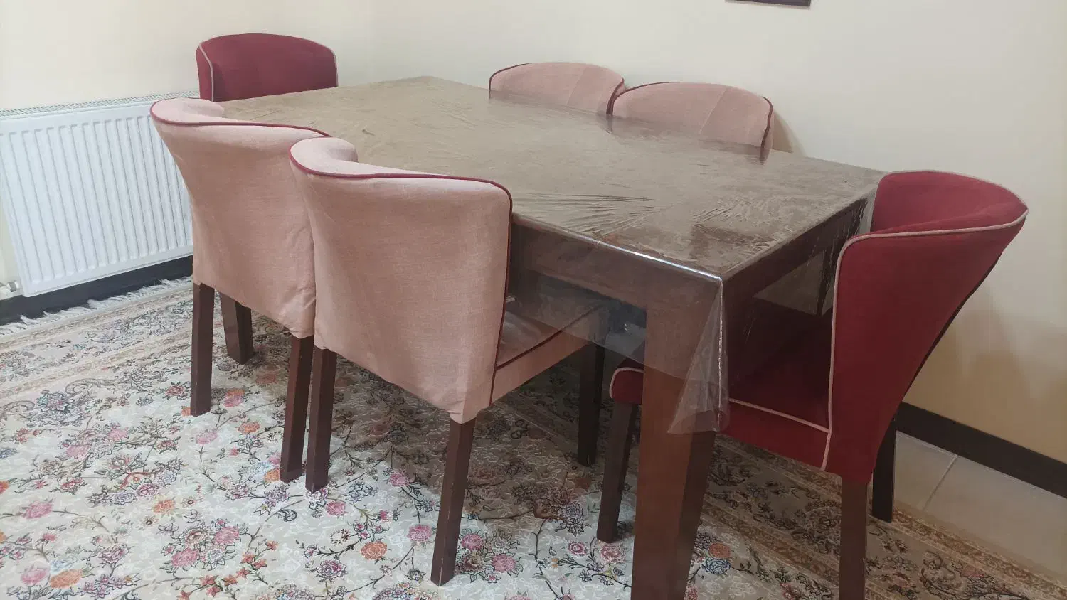 میز نهار خوری ۶ نفره|میز و صندلی غذاخوری|صدرا-فارس, فاز ۱|دیوار