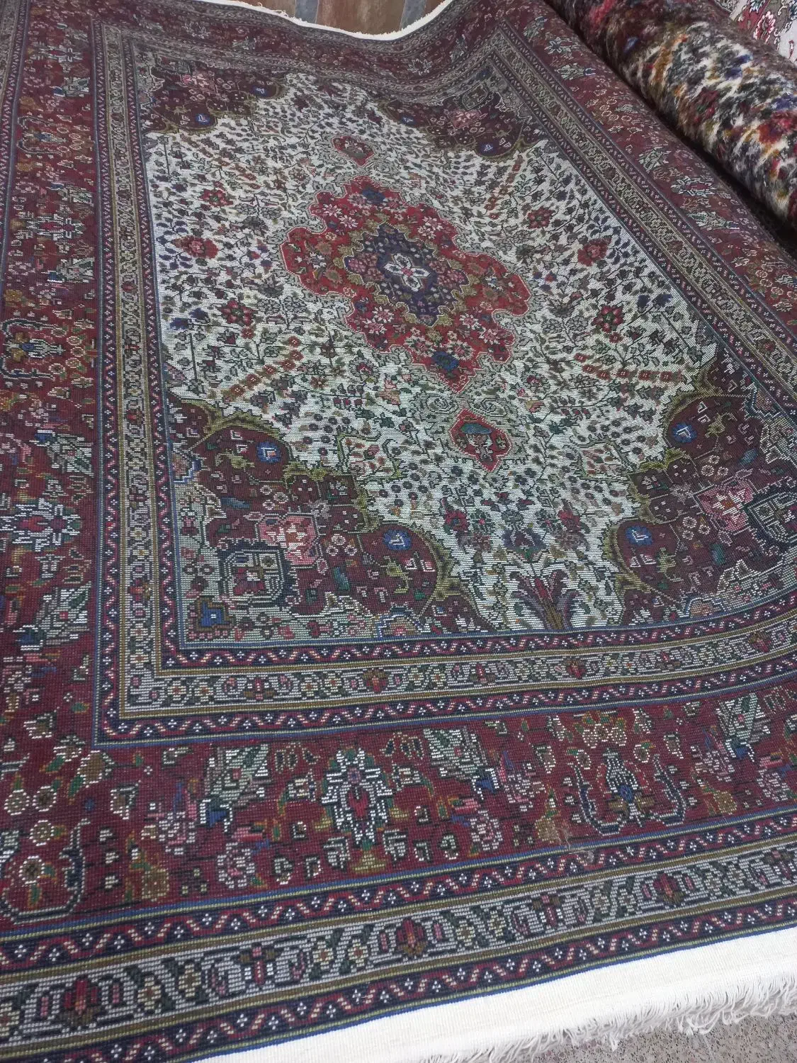 فرش کرمان قلم تازه ازدارافتاده|فرش|عجب شیر, |دیوار