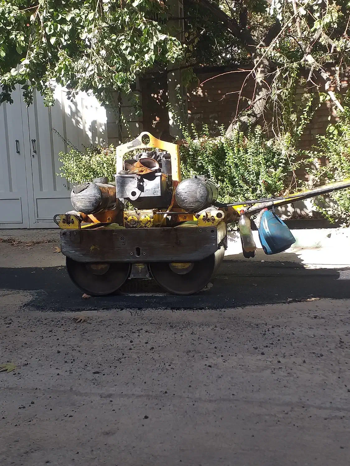 عایق بندی ساختمان و پخش آسفالت|خدمات پیشه و مهارت|نوشهر, |دیوار