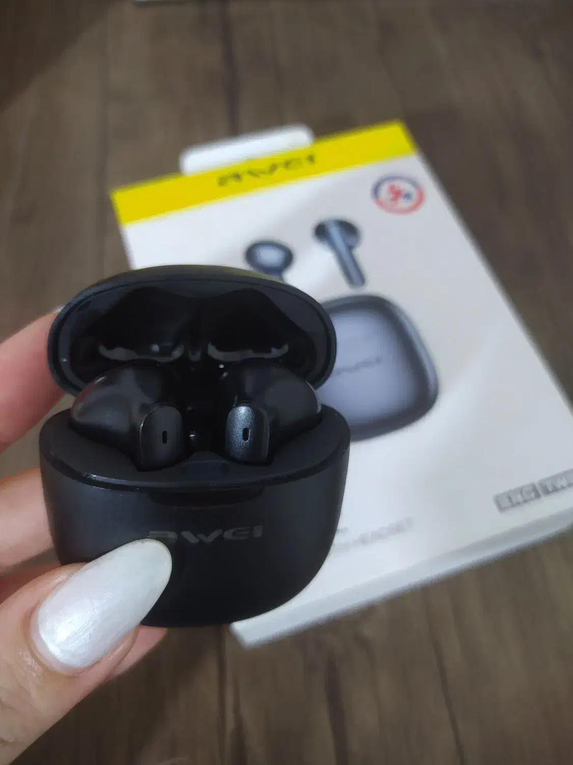 ایرپاد مدل AWEI|لوازم جانبی موبایل و تبلت|بروجرد, |دیوار