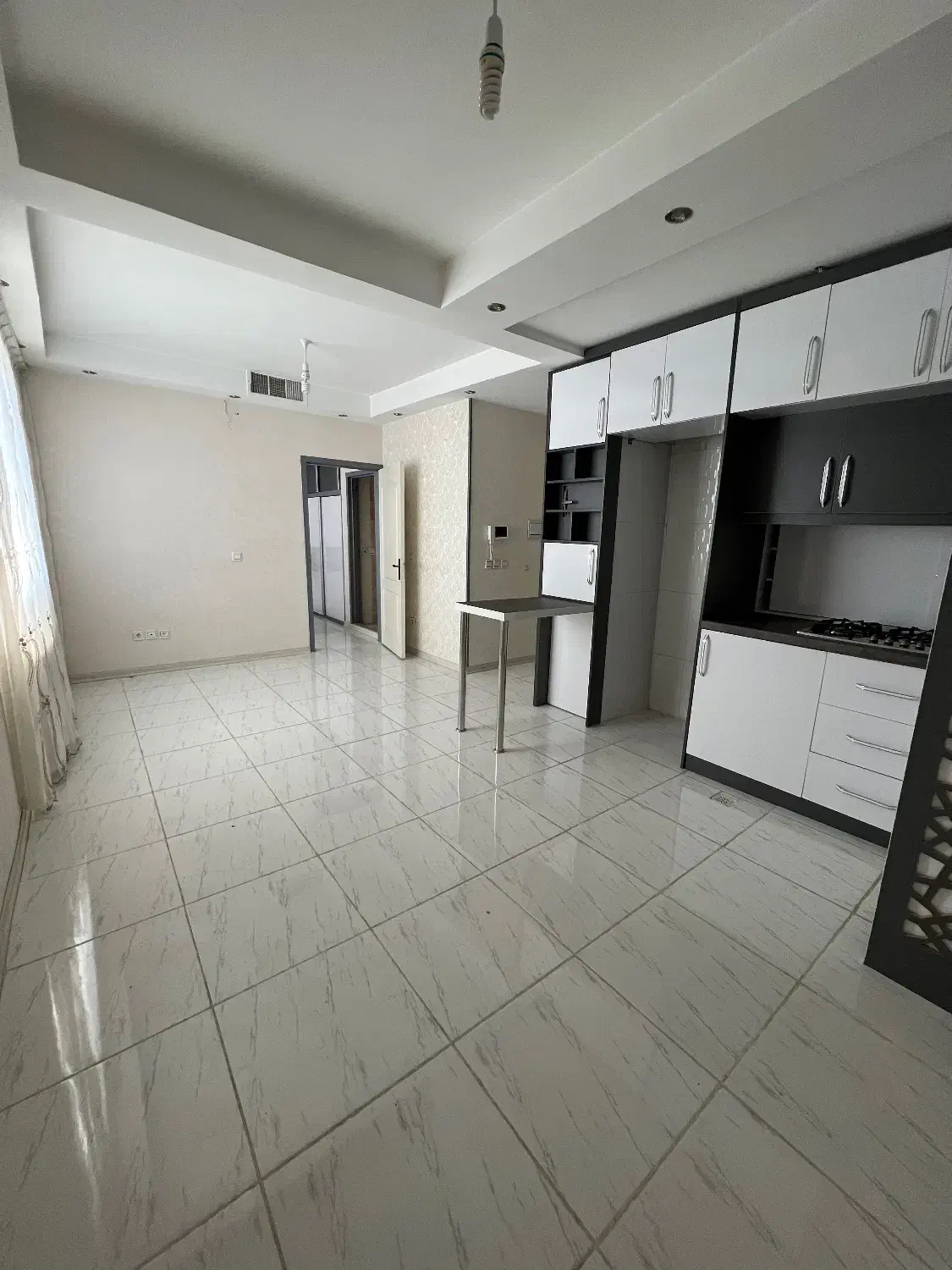 آپارتمان در بهارستان خیابان غدیر|فروش آپارتمان|زنجان, |دیوار