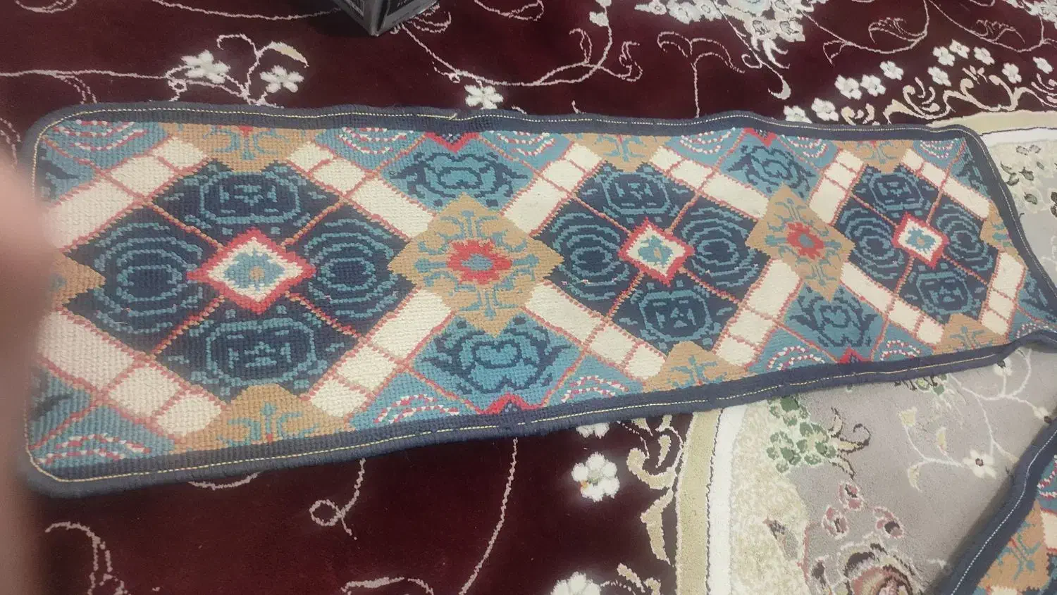 فروش رو پله ای به علت جابجایی|فرش|نورآباد, |دیوار