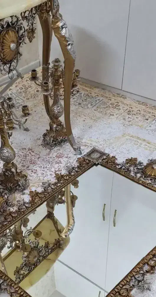 آینه|آینه|نیشابور, شهرک ولیعصر|دیوار