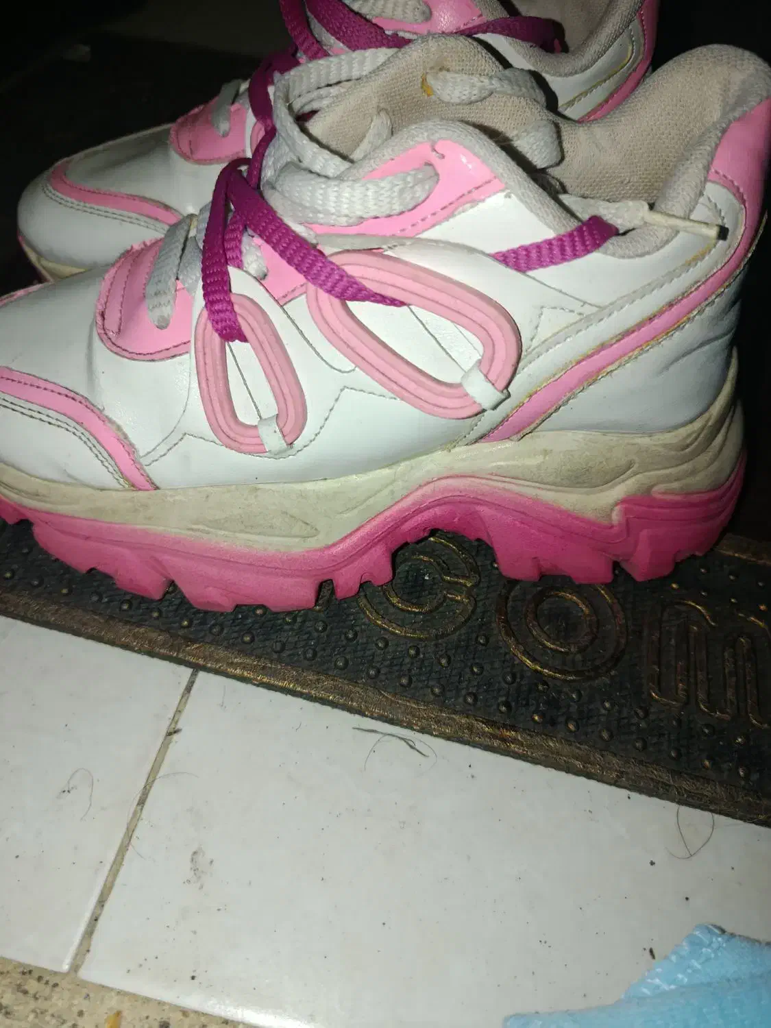 کتونی در حد نو|کیف، کفش، کمربند|رشت, کوی غلام نیا|دیوار