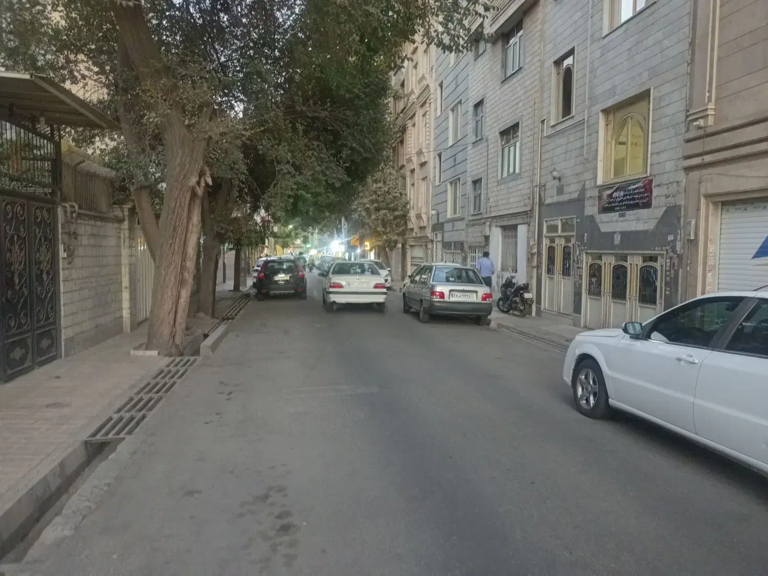 ۱۵ متر تجاری (بیگلو ـ نجفی غربی)|اجارهٔ مغازه و غرفه|تهران, شهرک فردوس (حسینی)|دیوار