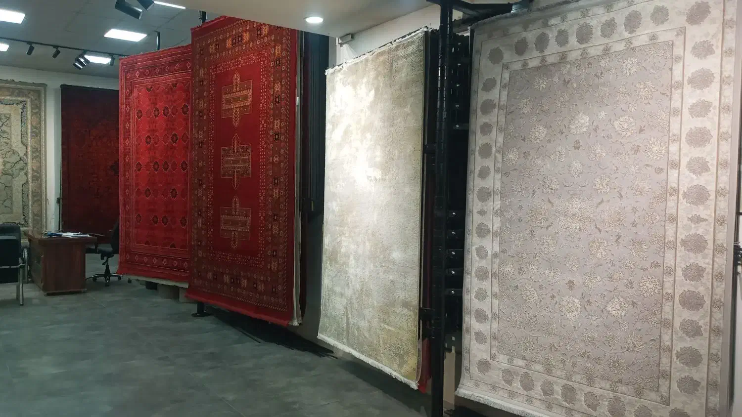 تنوع فراوان|فرش|آبیک, |دیوار