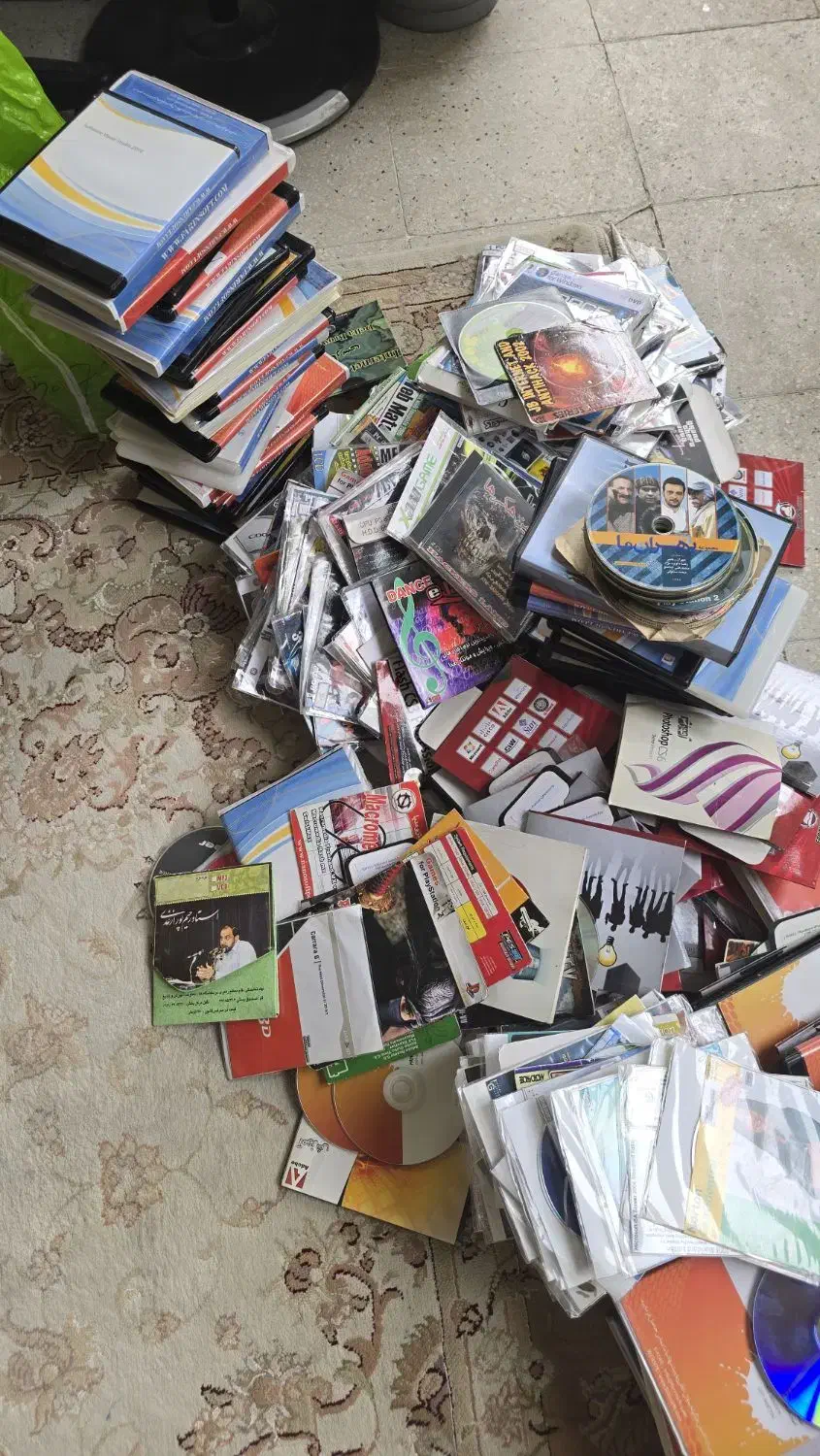 سی دی|فیلم و موسیقی|تهران, ورزشگاه آزادی|دیوار