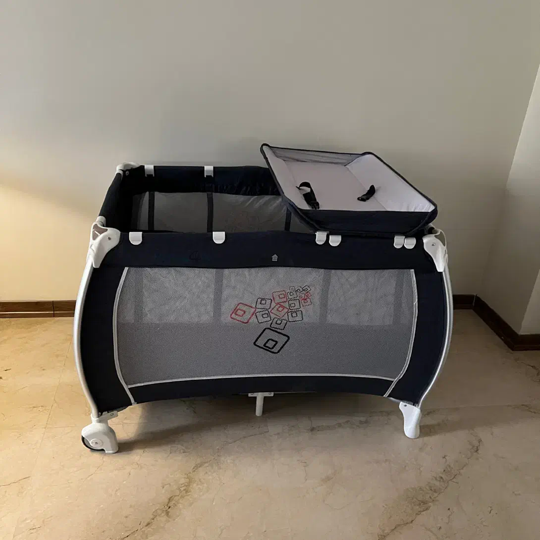 تخت پارک سفری کودک تختخواب بچه خارجی baby4life|تخت و صندلی بچه|تهران, پرستار|دیوار