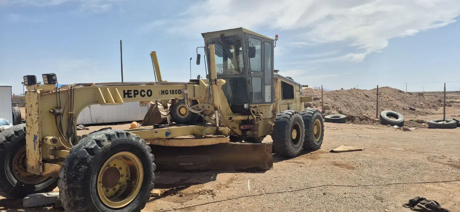 اجاره گریدر غلطک وابپاش وانجام کلیه امور راهسازی|خدمات حمل و نقل|یزد, |دیوار