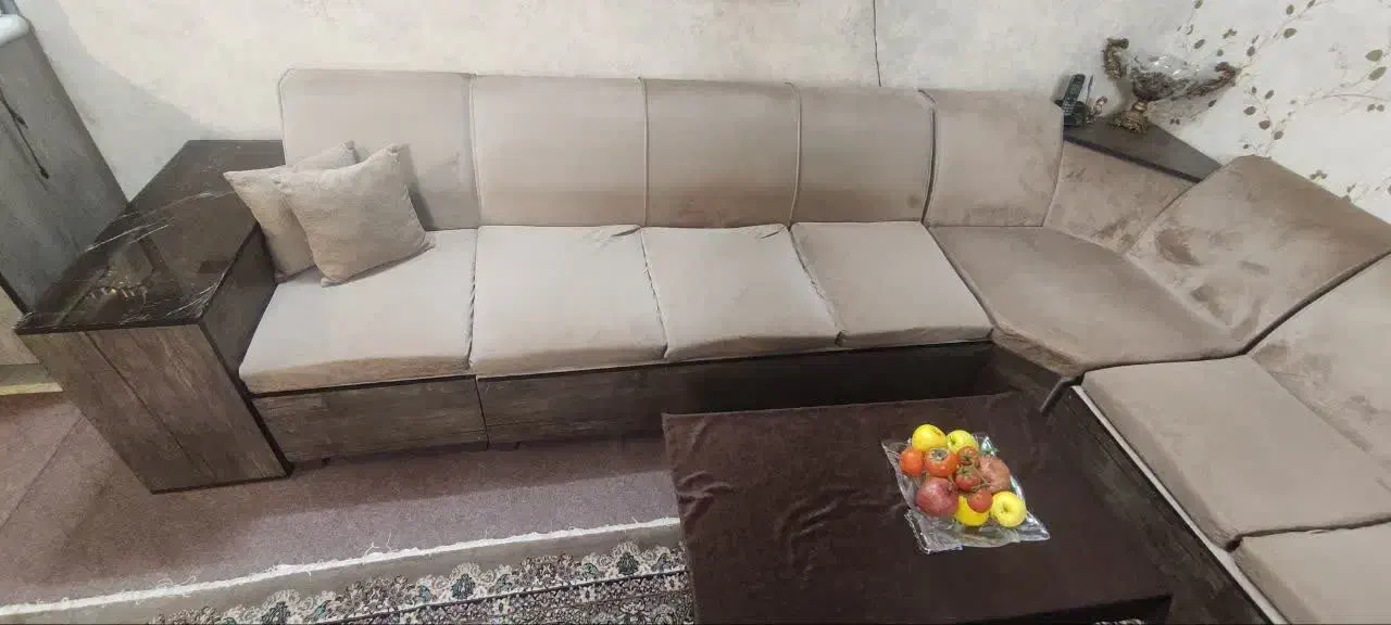 مبلمان منزل ۷ نفره|مبلمان خانگی و میز عسلی|کاشان, دروازه جوشقان|دیوار