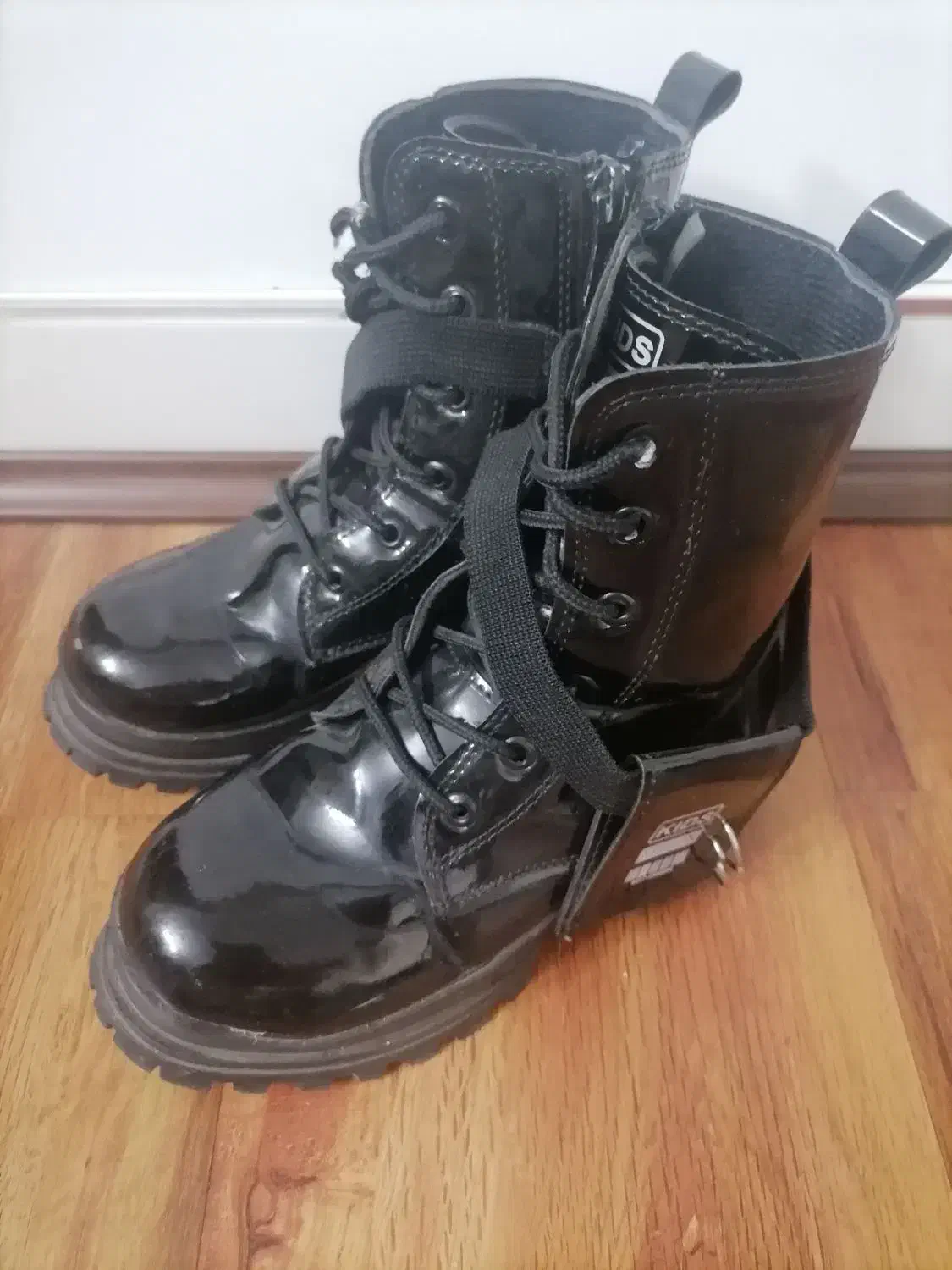 بوت ورنی بچگانه سایز 32|کیف، کفش، کمربند|تهران, افسریه شمالی|دیوار