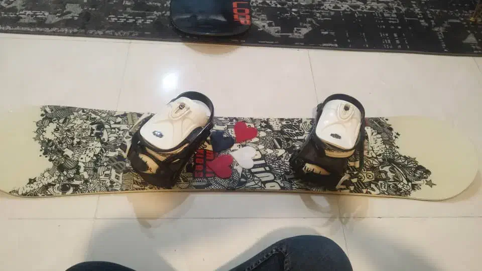 اسنوبرد بوت و فیکس و عینک|ورزشهای زمستانی|قدس, شهرقدس|دیوار