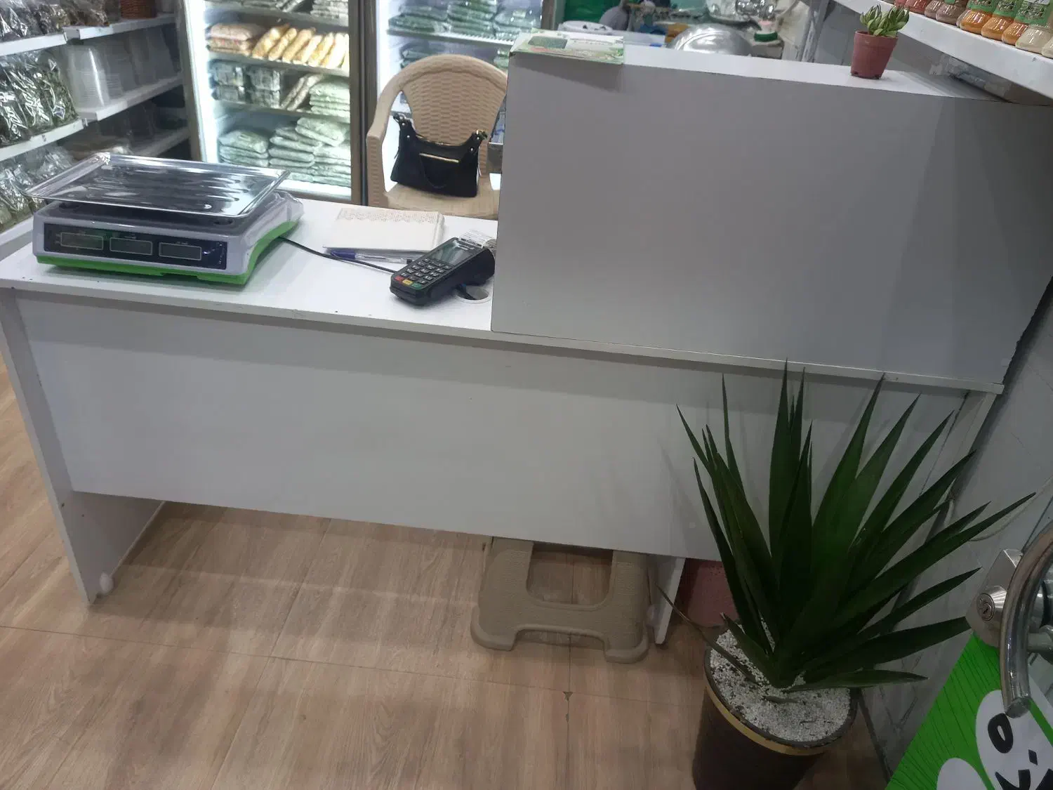 میز پاچال|مبلمان اداری|مشهد, آزادشهر|دیوار