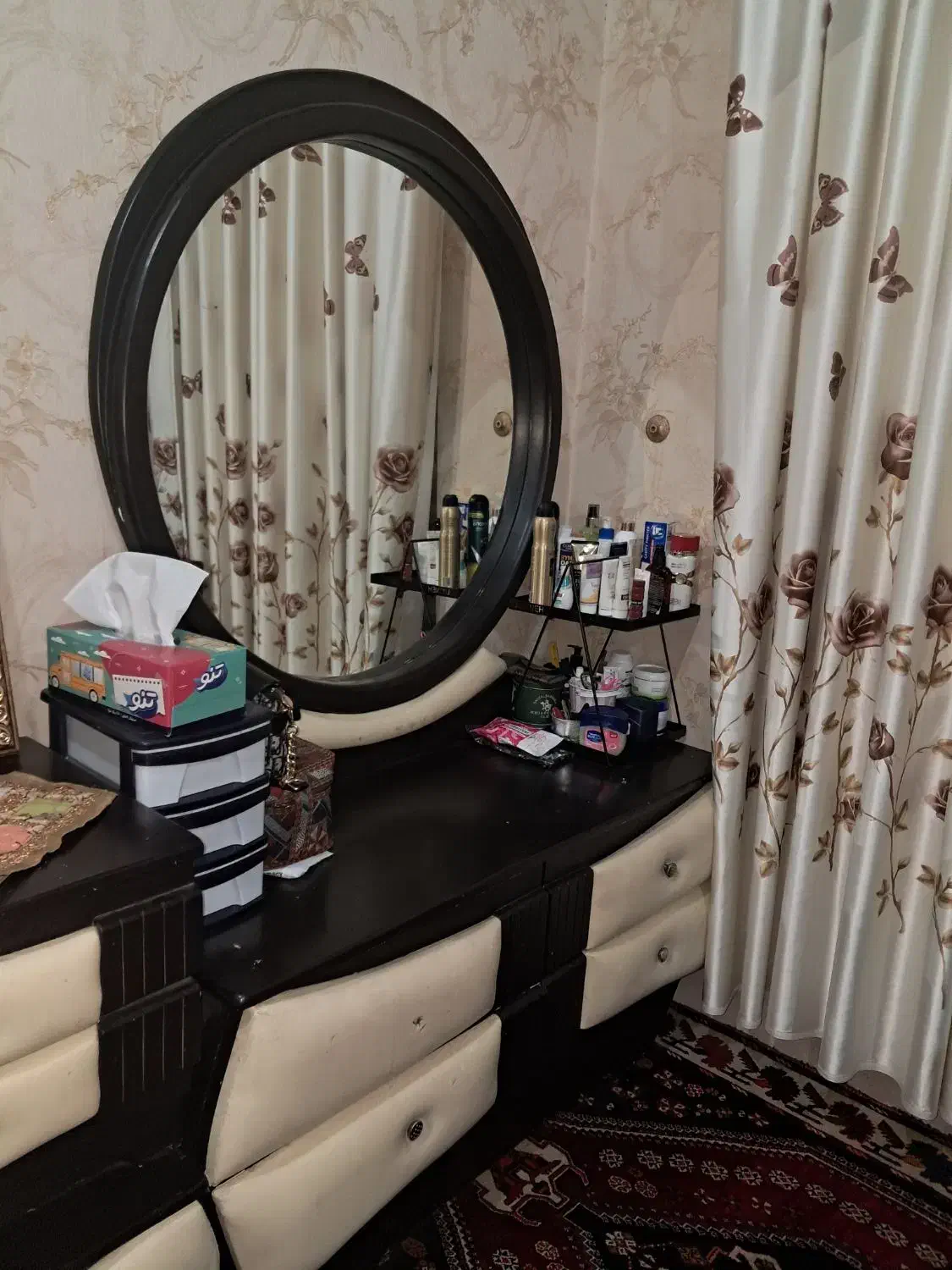 سرویس خواب|تخت و سرویس خواب|کوه چنار, |دیوار