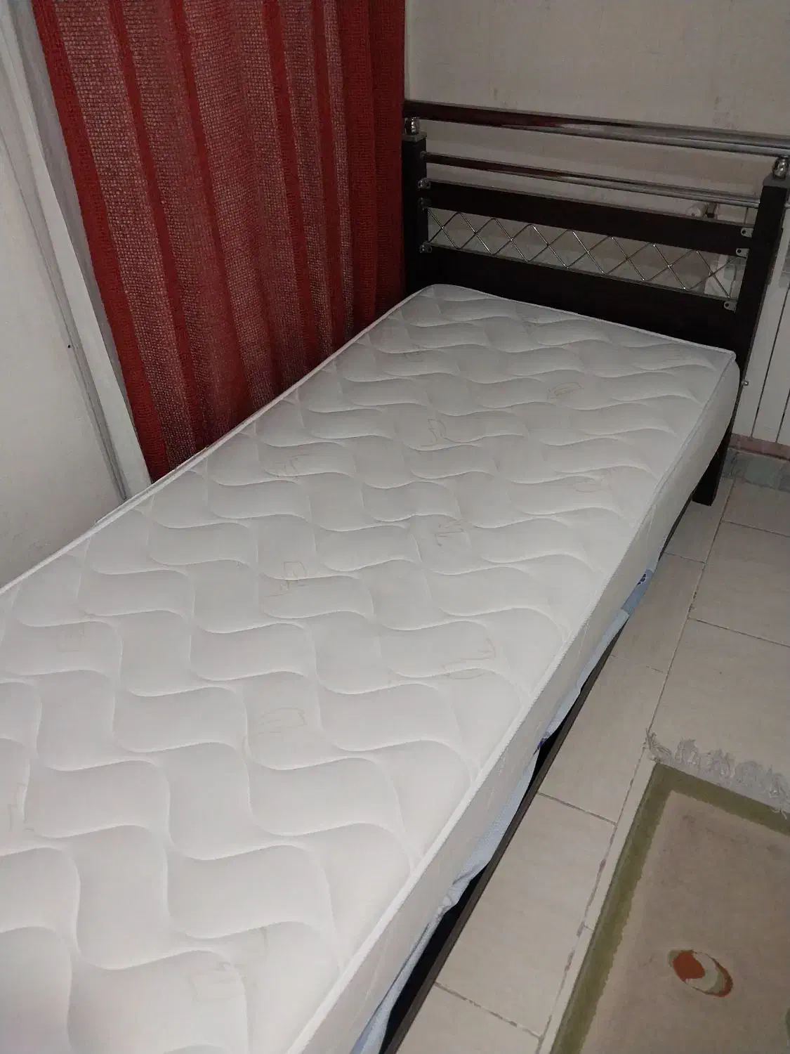 تخت خواب یکنفره|تخت و سرویس خواب|کرج, شهرک بنفشه|دیوار