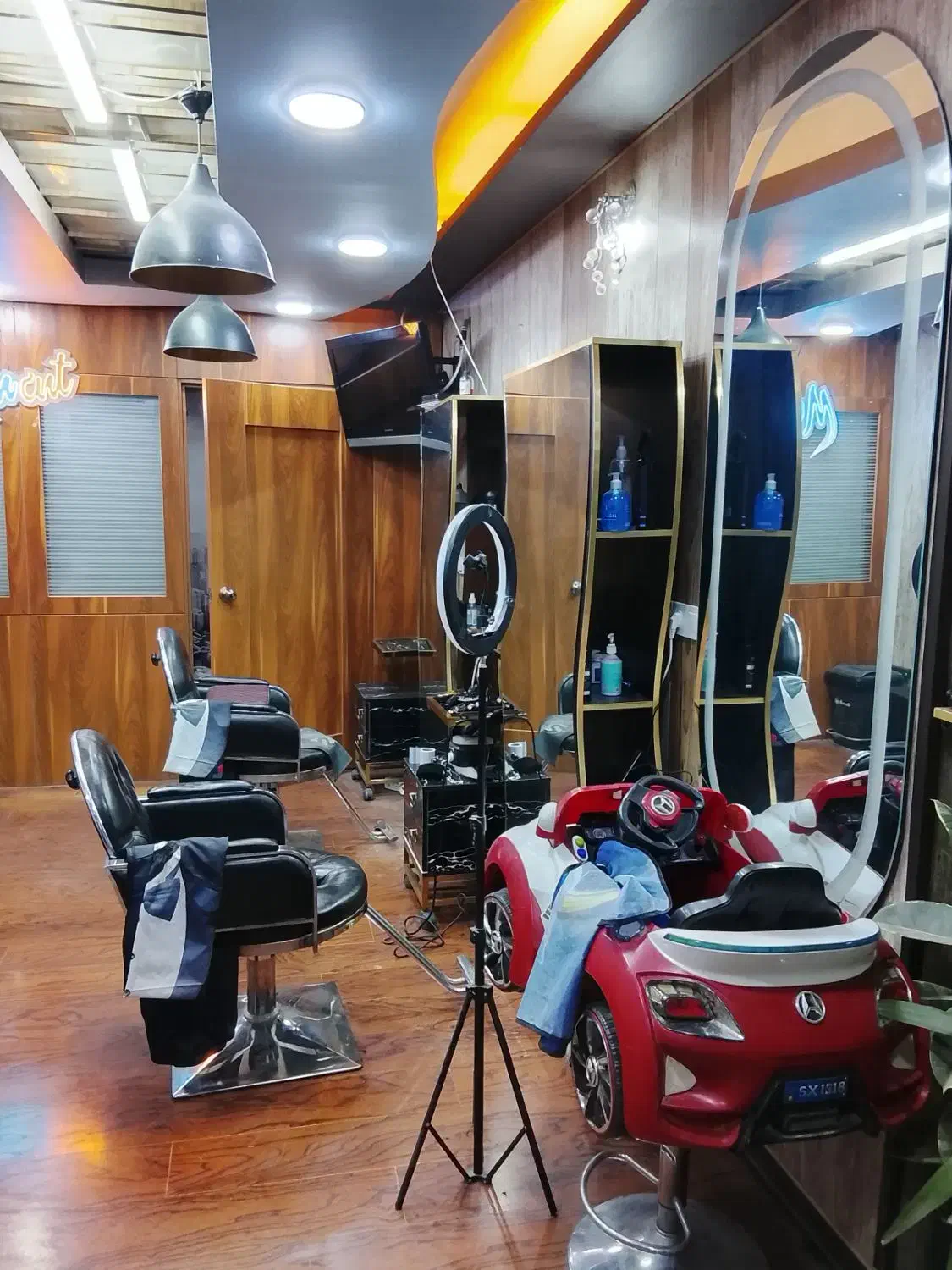 تجهیزات آرایشگاهی|آرایشگاه و سالنهای زیبایی|فردیس, شهرک شهید حسینی|دیوار