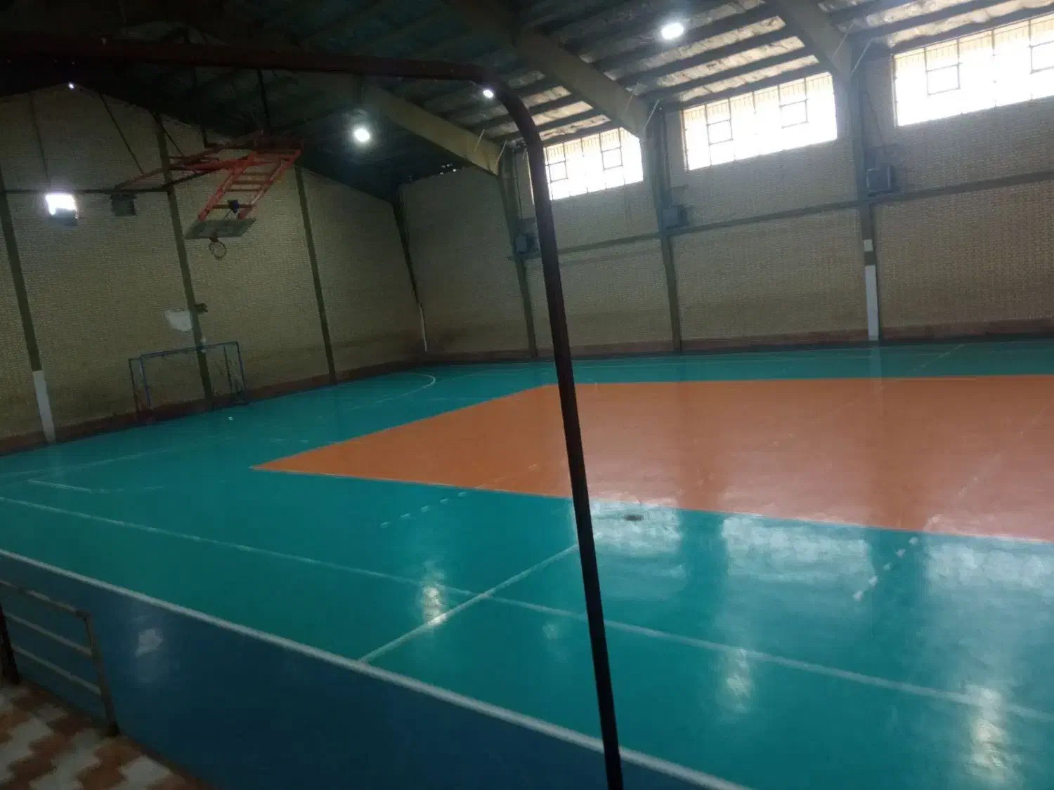 سالن فوتسال|ورزشهای توپی|رباطکریم, رباطکریم|دیوار