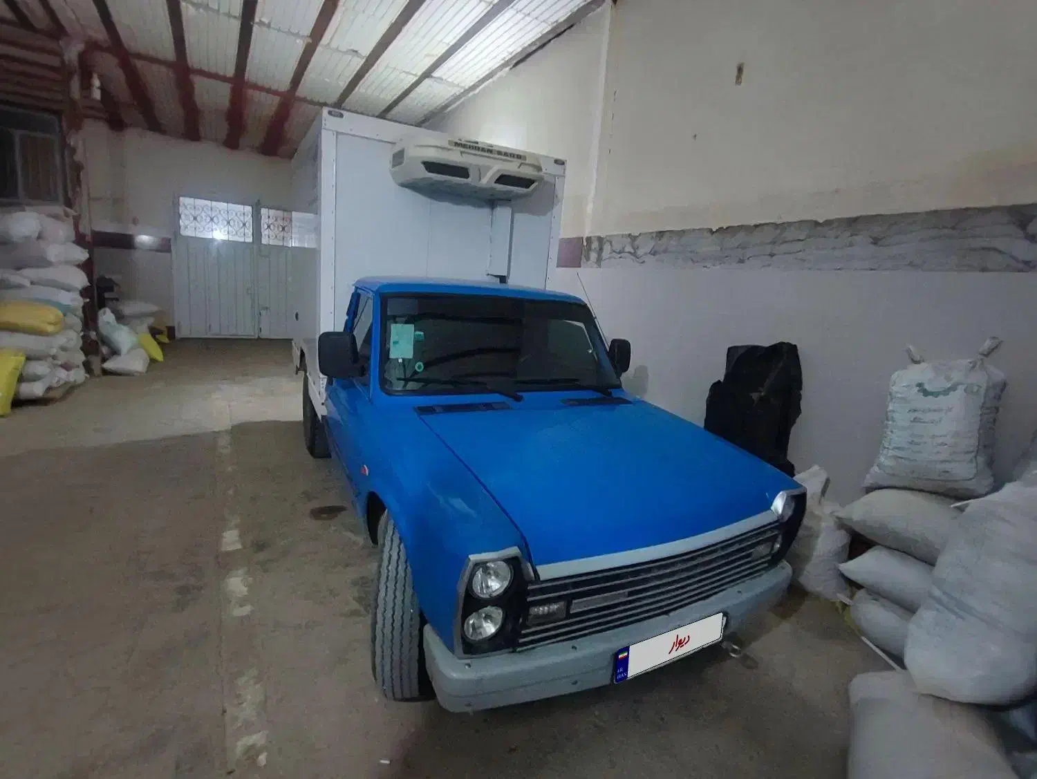 نیسان یخچال دار|خودرو سواری و وانت|خرمآباد, |دیوار