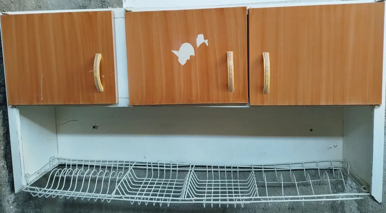 آبچکان|آبچکان و نظمدهنده ظروف|میانه, |دیوار