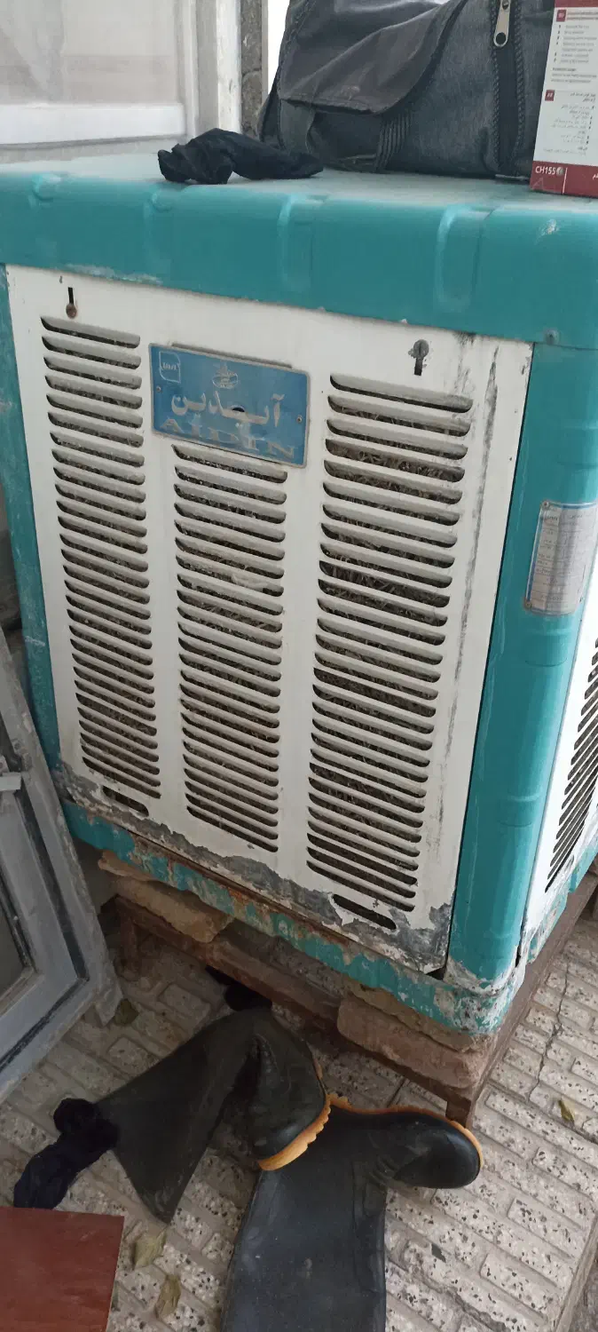 کولر آبی|کولر آبی|میانه, |دیوار