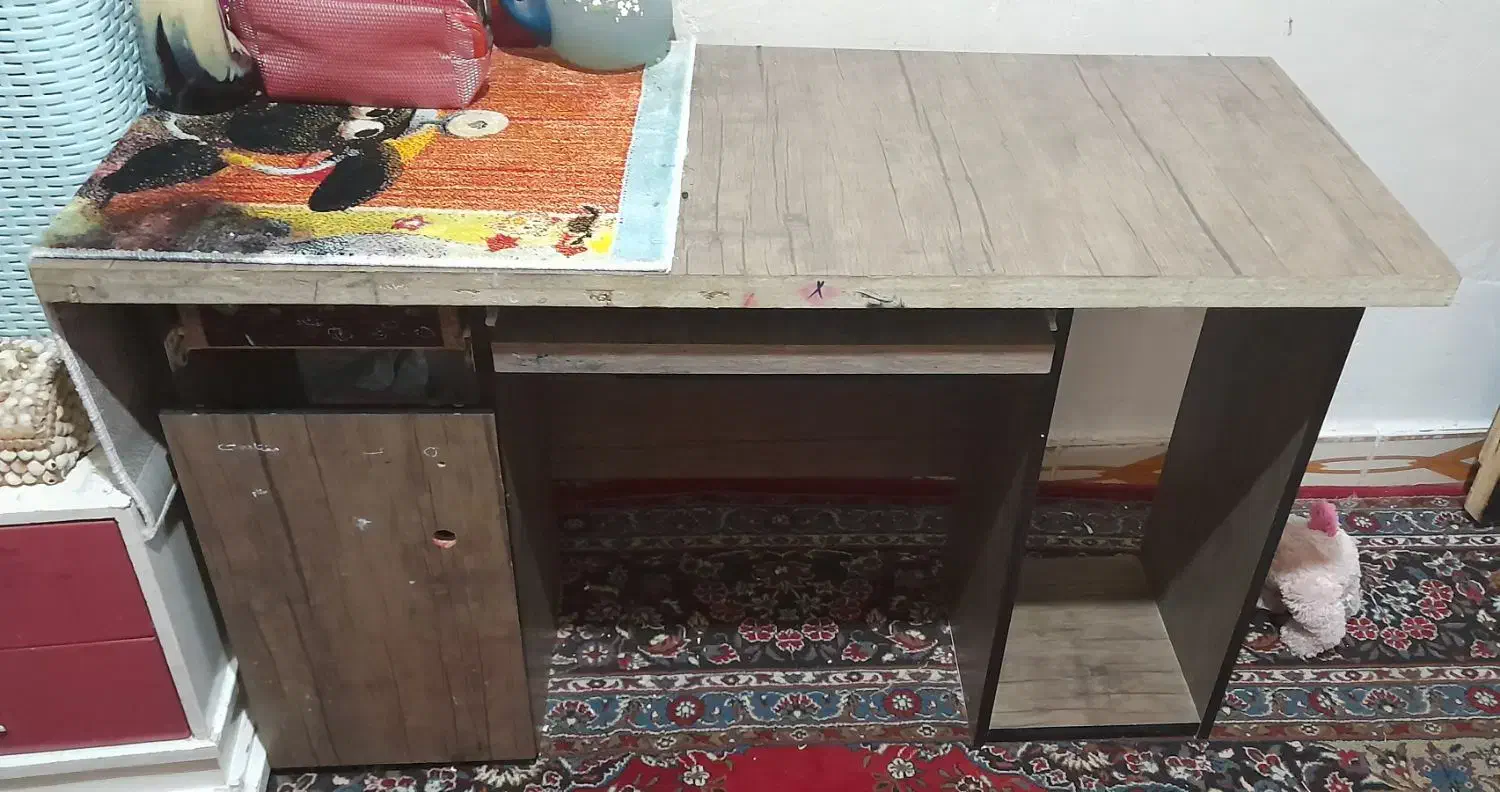 میز کامپیوتر|میز تحریر و کامپیوتر|بروجرد, |دیوار