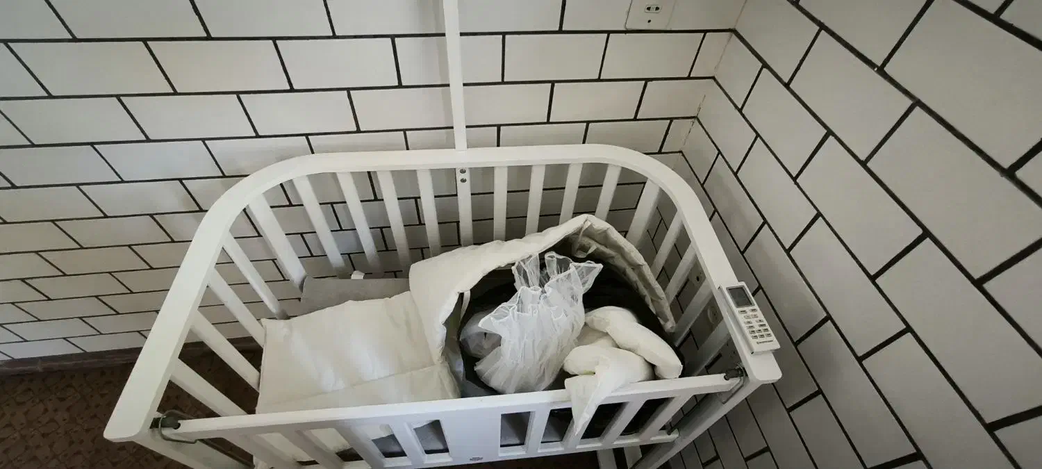 گهواره کودک|تخت و صندلی بچه|بهبهان, |دیوار