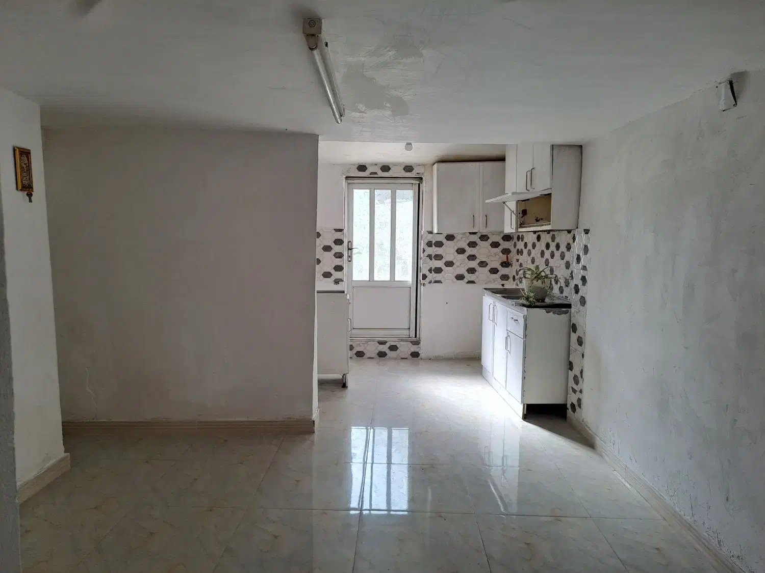 اجاره سوئیت درپیربازار رشت|اجارهٔ خانه و ویلا|پیربازار, |دیوار