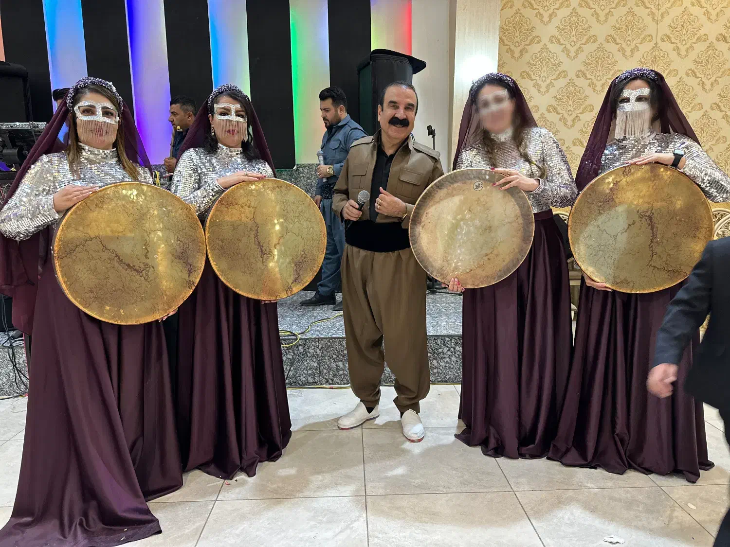 گروه ساقدوشی و دفنوازی مَه دُخت|خدمات پذیرایی، مراسم|کرمانشاه, |دیوار