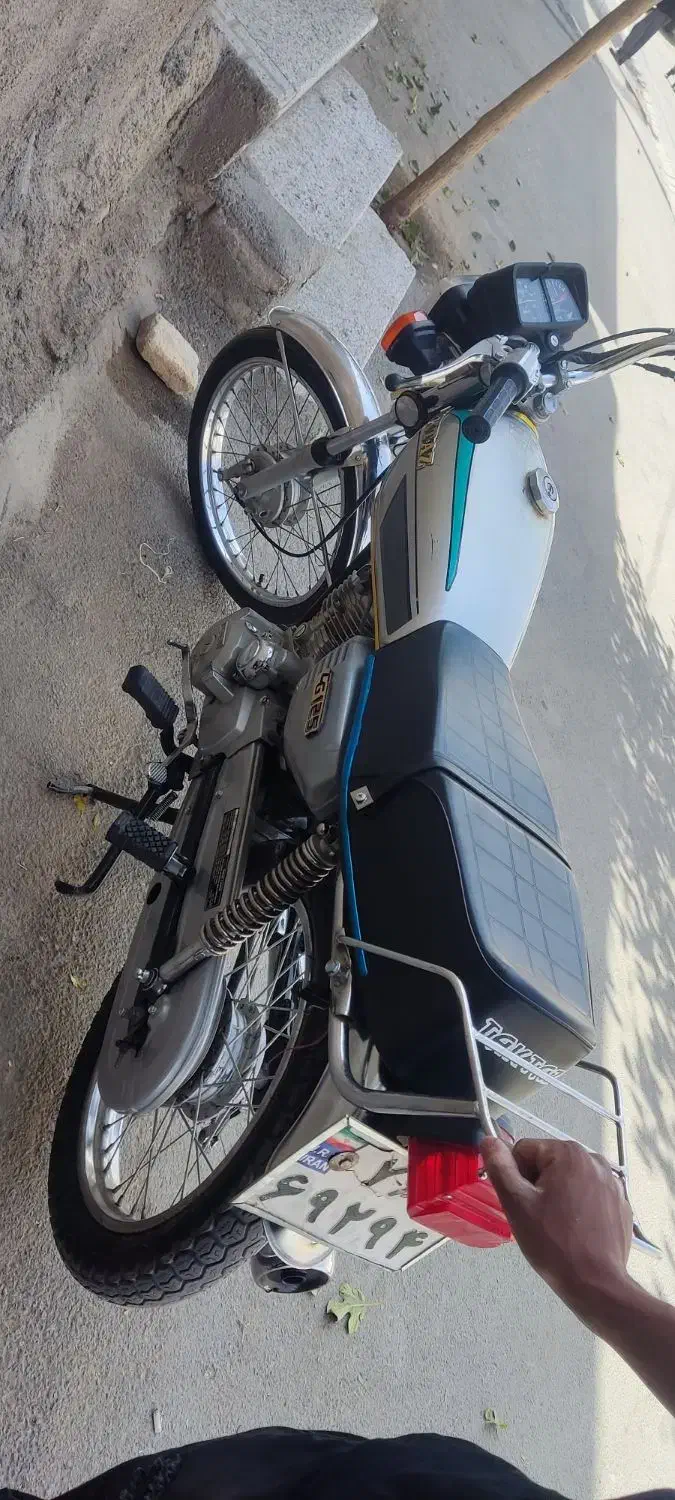 موتور ۱۲۵تکتاز مدل۹۰|موتورسیکلت|تربتحیدریه, آغوی|دیوار