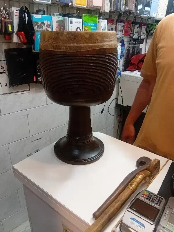 تنبک|سازهای سنتی|بروجرد, |دیوار