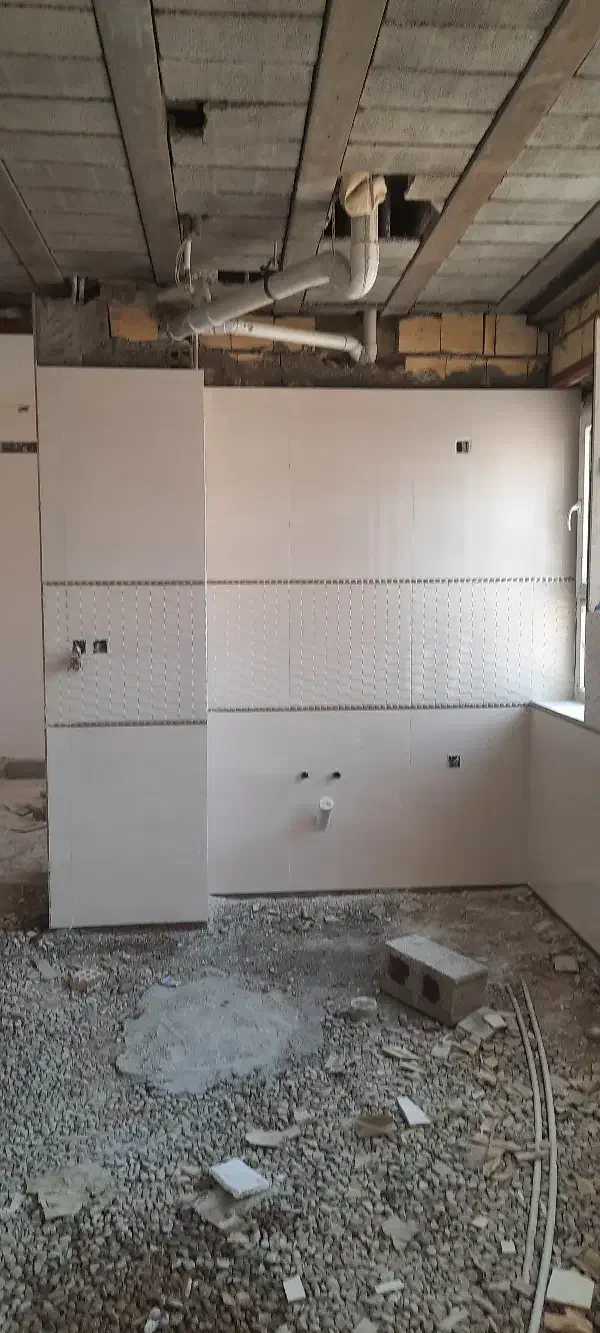 کاشی کار و سرامیک کار درجه یک|خدمات پیشه و مهارت|مسجد سلیمان, |دیوار