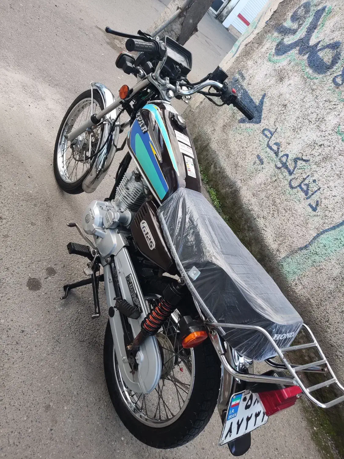 موتور هوندا 1400 استارتی 150کارخونه کاربرات صفر|موتورسیکلت|رشت, صفاری|دیوار