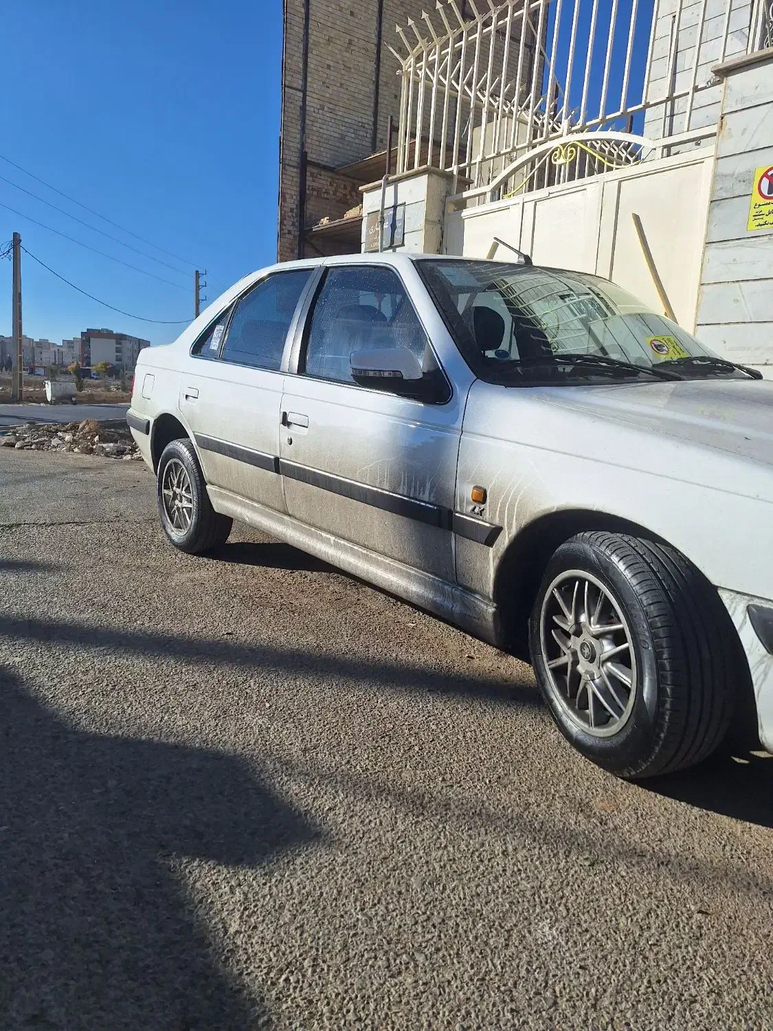 پارس بی رنگ دریچه سیمی|خودرو سواری و وانت|کرج, کیانمهر|دیوار